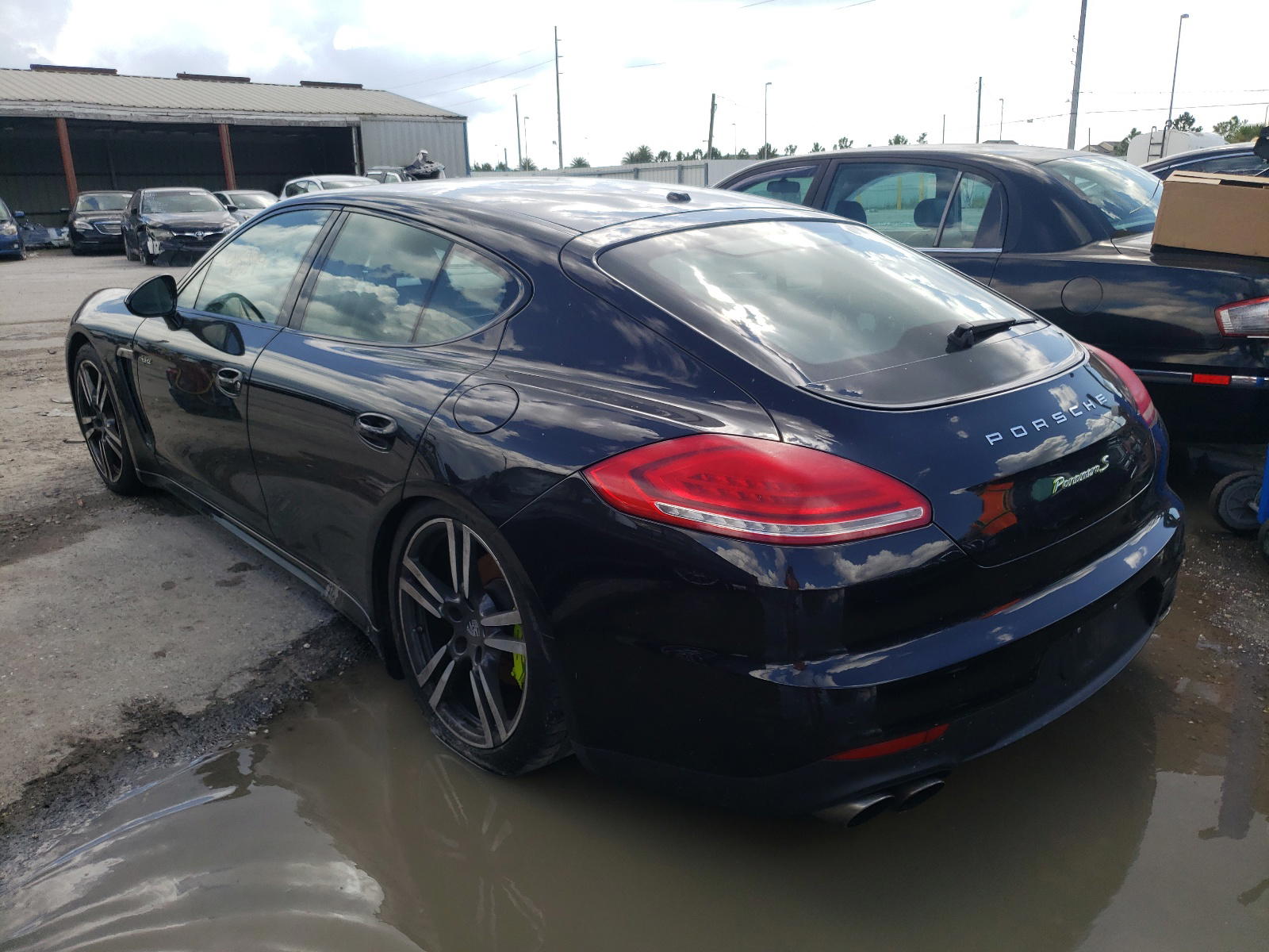 Photo 3 from auction – 2014 PORSCHE PANAMERA S with VIN WP0AD2A72EL044782