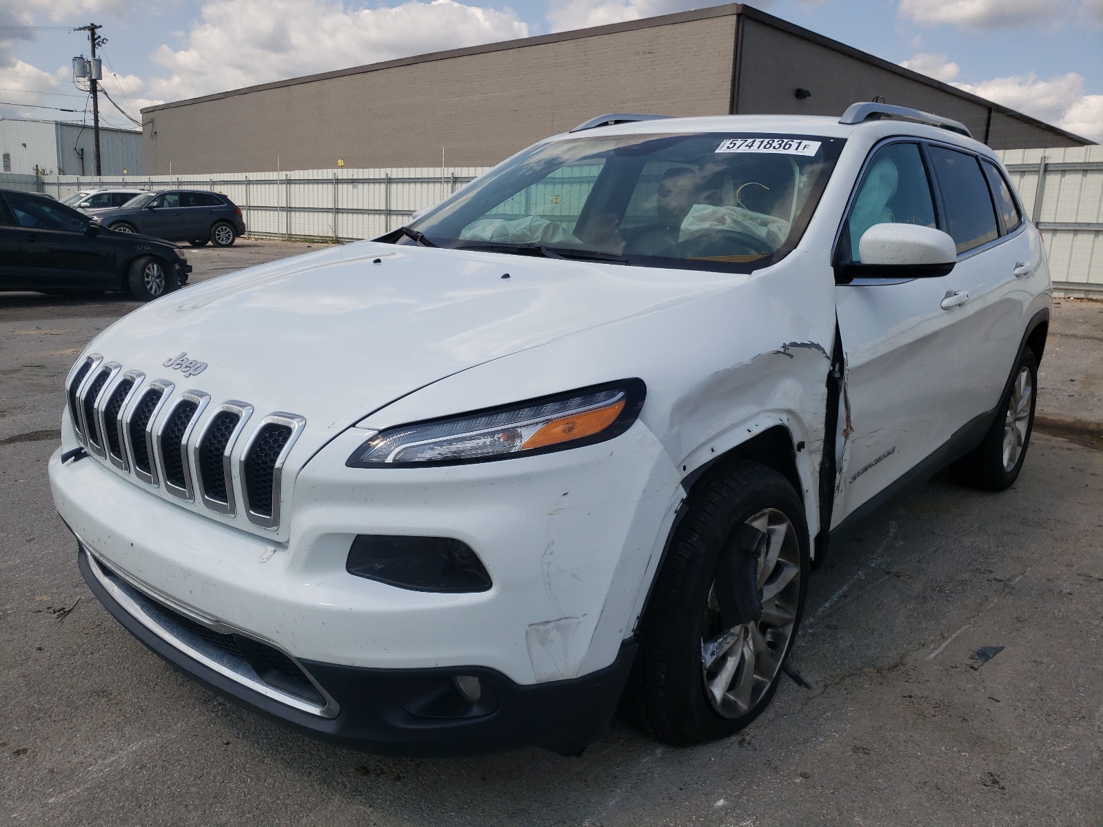 Photo 2 from auction – 2015 JEEP CHEROKEE L with VIN 1C4PJLDB3FW584876