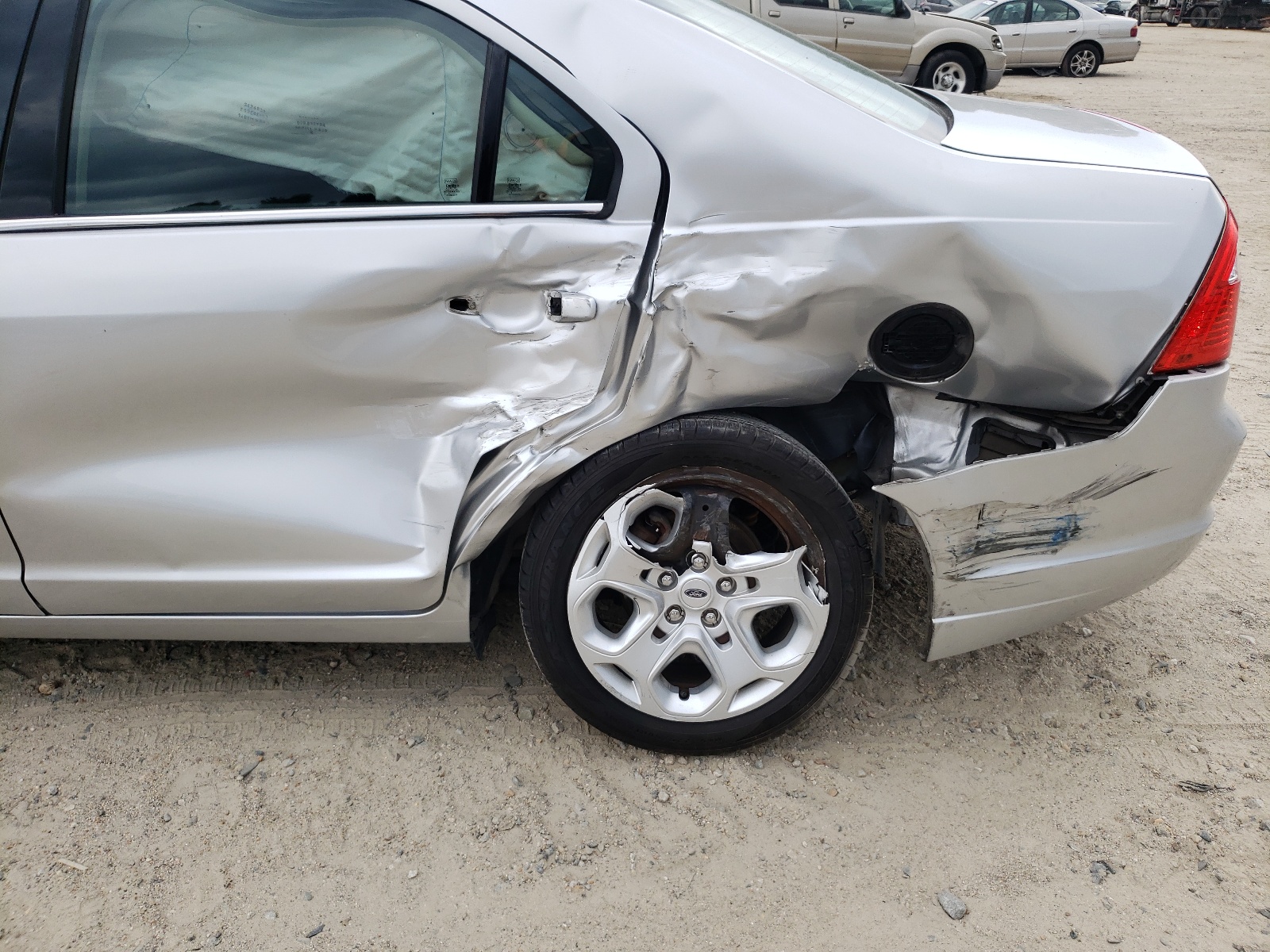 Photo 9 from auction – 2011 FORD FUSION with VIN 3FAHP0HA0BR250312
