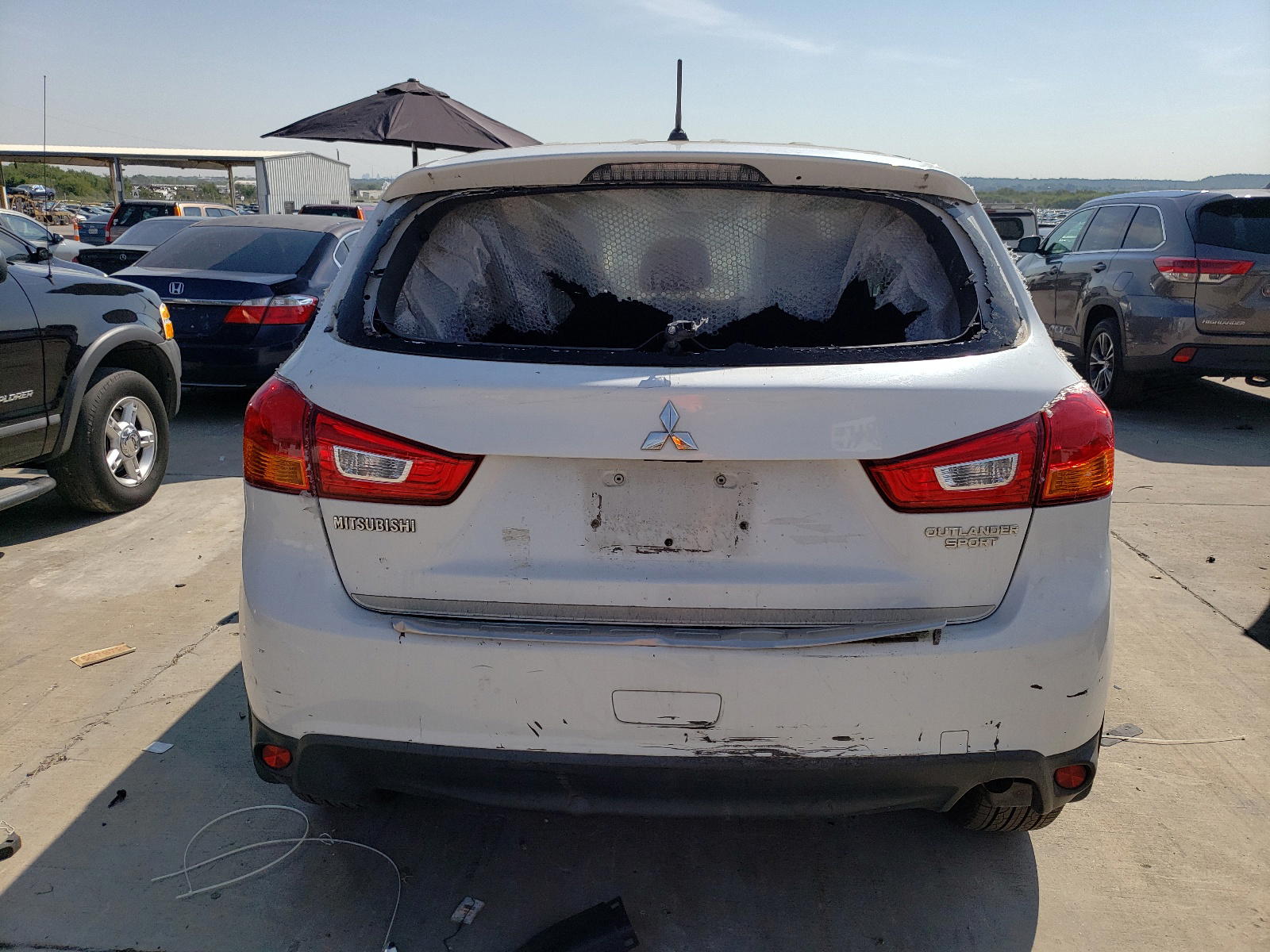 Photo 9 from auction – 2013 MITSUBISHI OUTLANDER with VIN 4A4AP3AUXDE008353