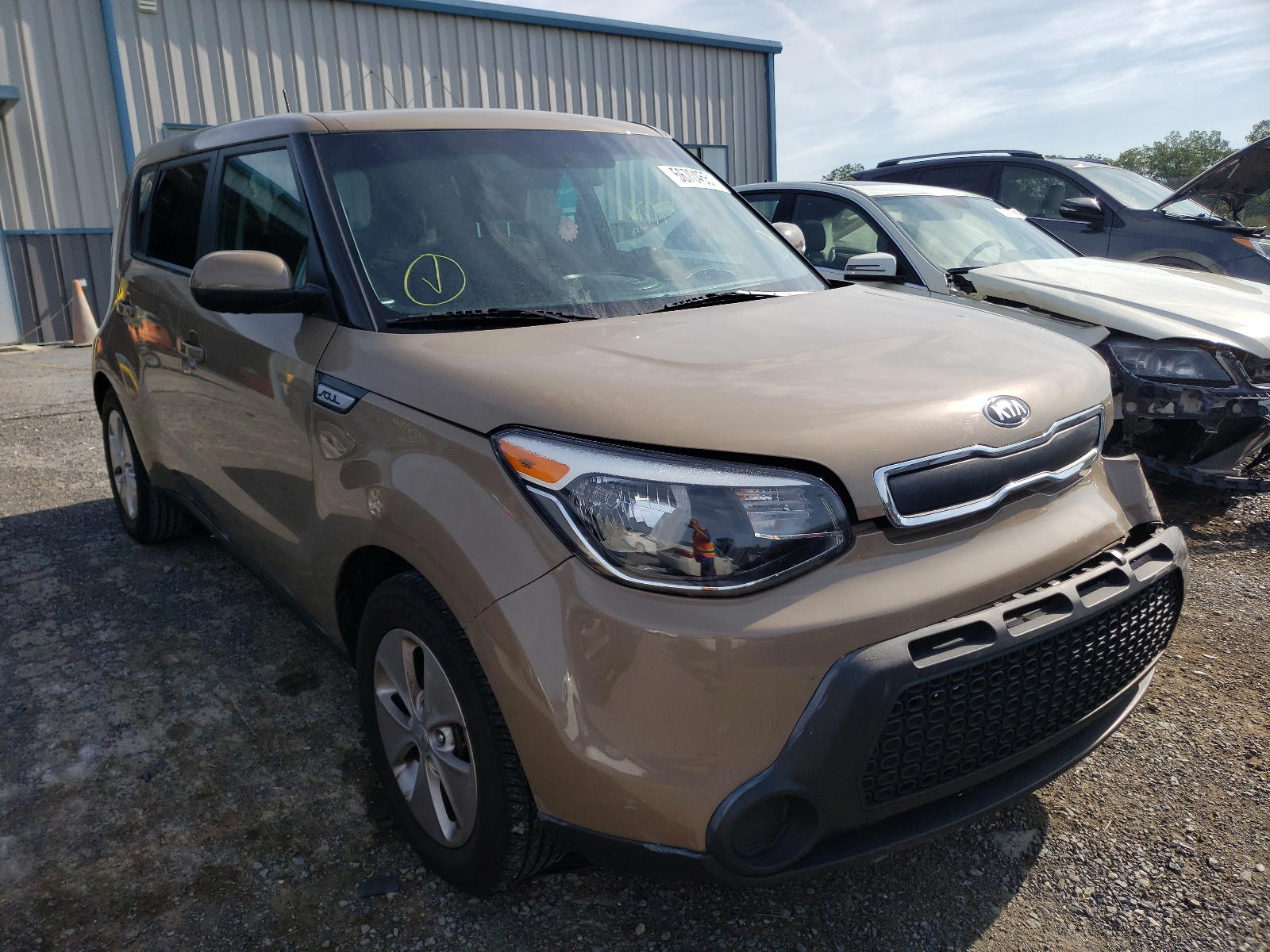 KIA SOUL 2016 with VIN KNDJN2A23G7286347 - Photo from auction