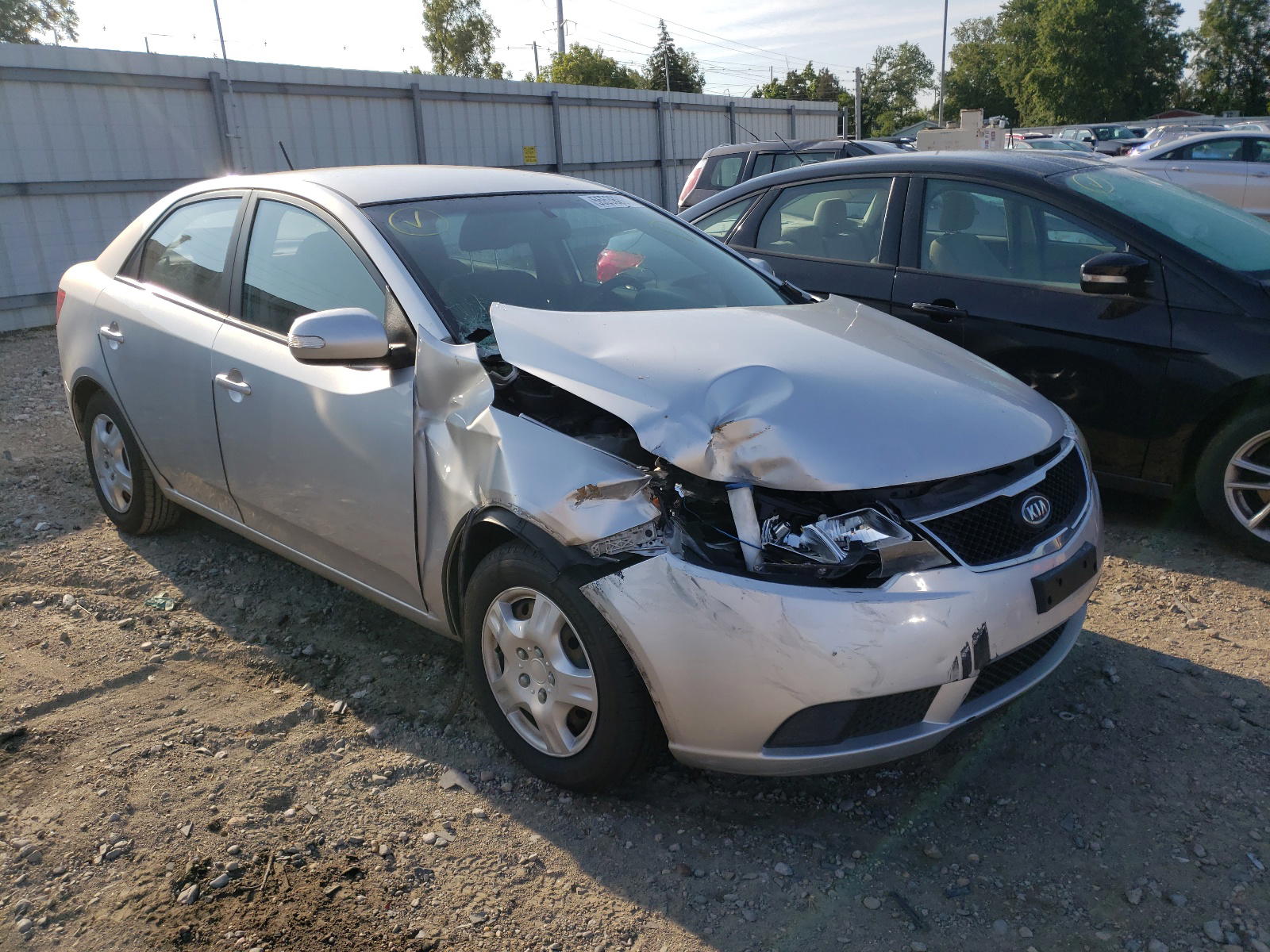 KIA FORTE EX 2010 with VIN KNAFU4A22A5052639 - Photo from auction