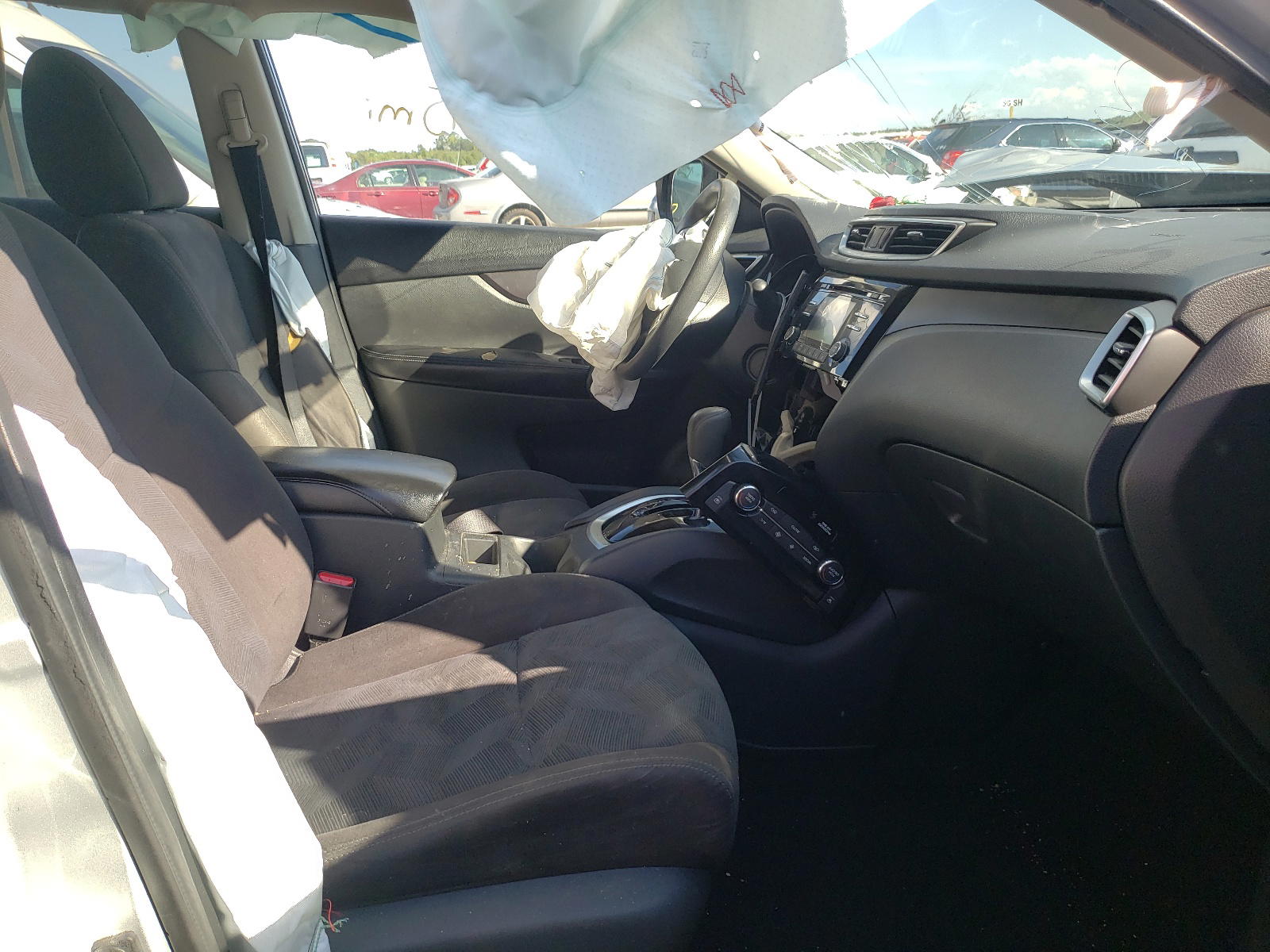 Photo 5 from auction – 2015 NISSAN ROGUE S with VIN KNMAT2MT8FP535590