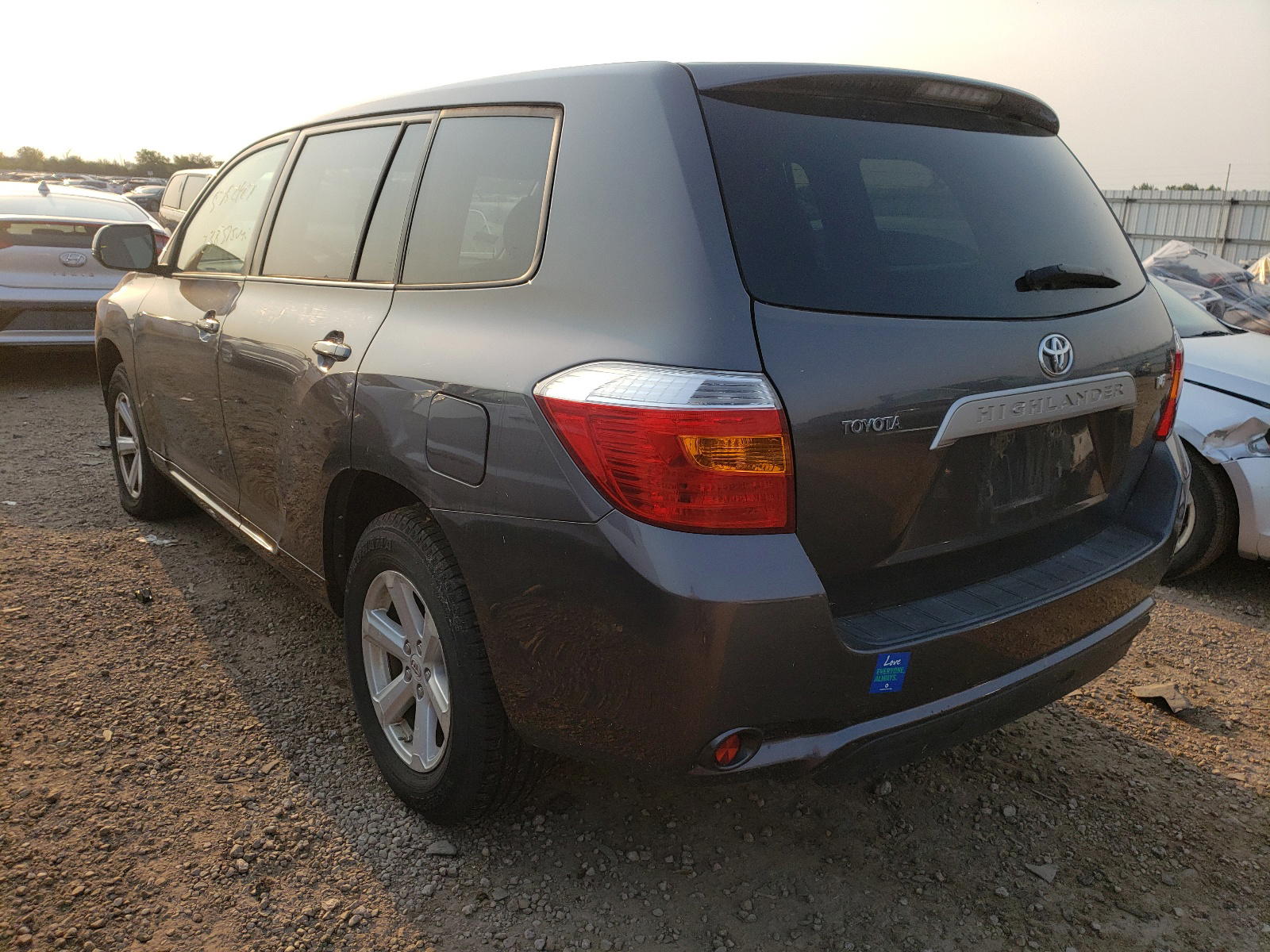 Photo 3 from auction – 2008 TOYOTA HIGHLANDER with VIN JTEDS41A482046372