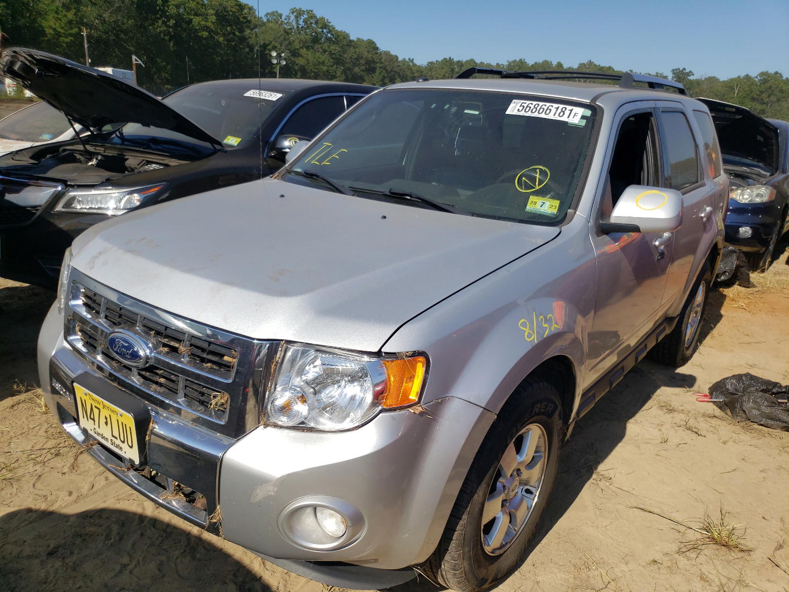 Photo 2 from auction – 2012 FORD ESCAPE LIM with VIN 1FMCU9E74CKC22556