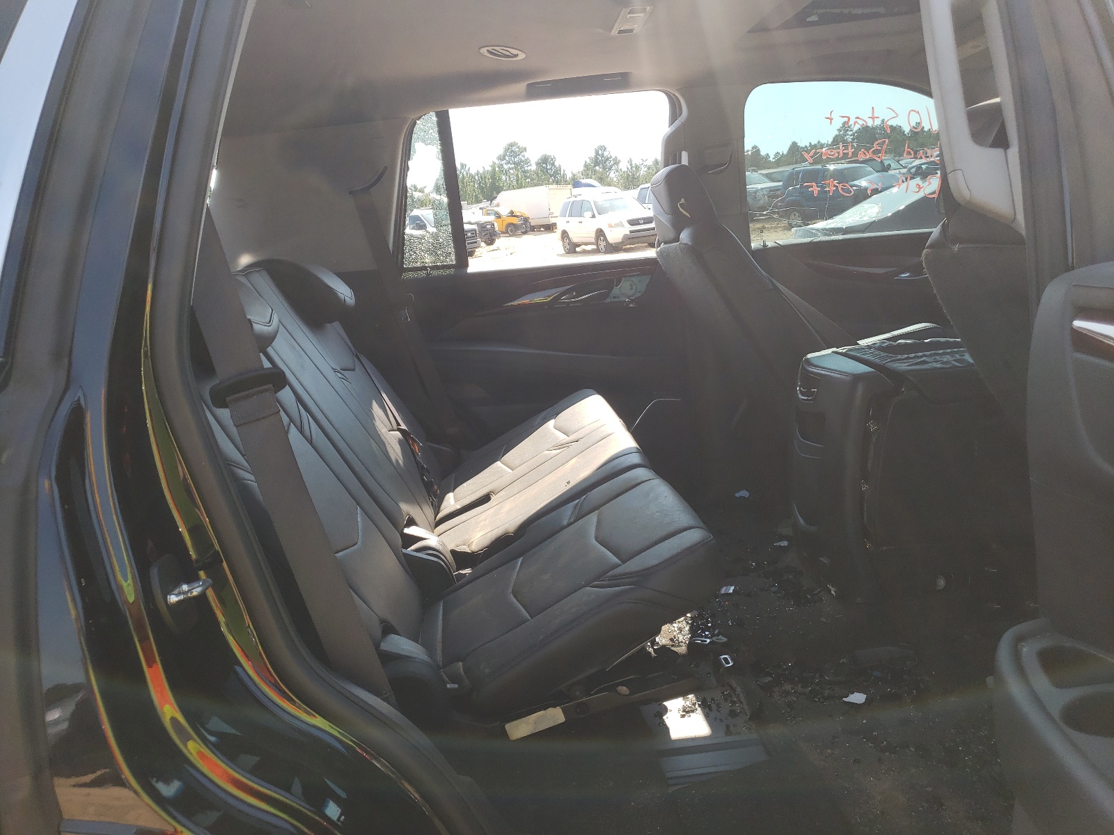 Photo 6 from auction – 2015 CADILLAC ESCALADE L with VIN 1GYS4BKJ1FR162622