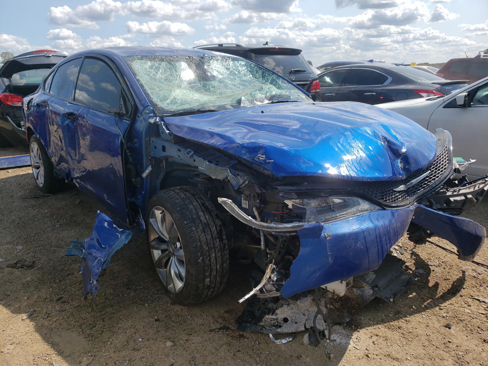 CHRYSLER 200 S 2015 with VIN 1C3CCCBB5FN646722 - Photo from auction