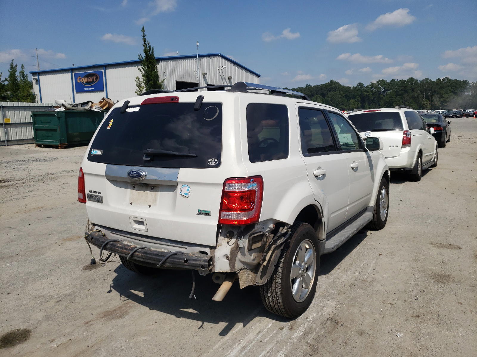Photo 4 from auction – 2010 FORD ESCAPE LIM with VIN 1FMCU0EG5AKD42617