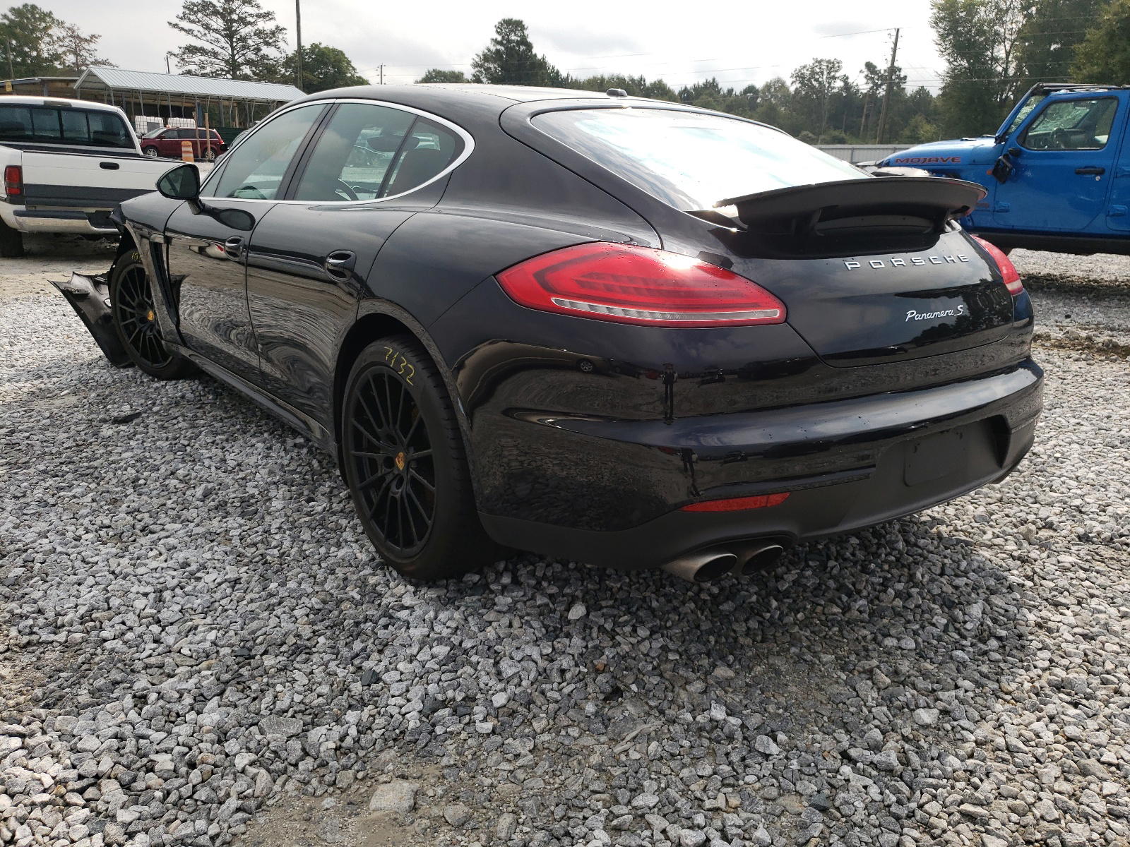 Photo 3 from auction – 2016 PORSCHE PANAMERA S with VIN WP0AB2A74GL050401