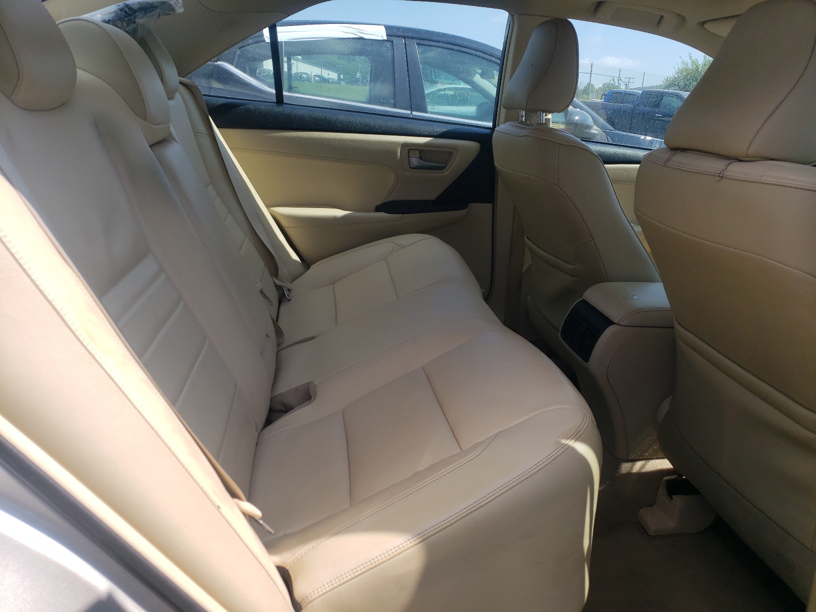 Photo 6 from auction – 2017 TOYOTA CAMRY LE with VIN 4T1BF1FK8HU626790