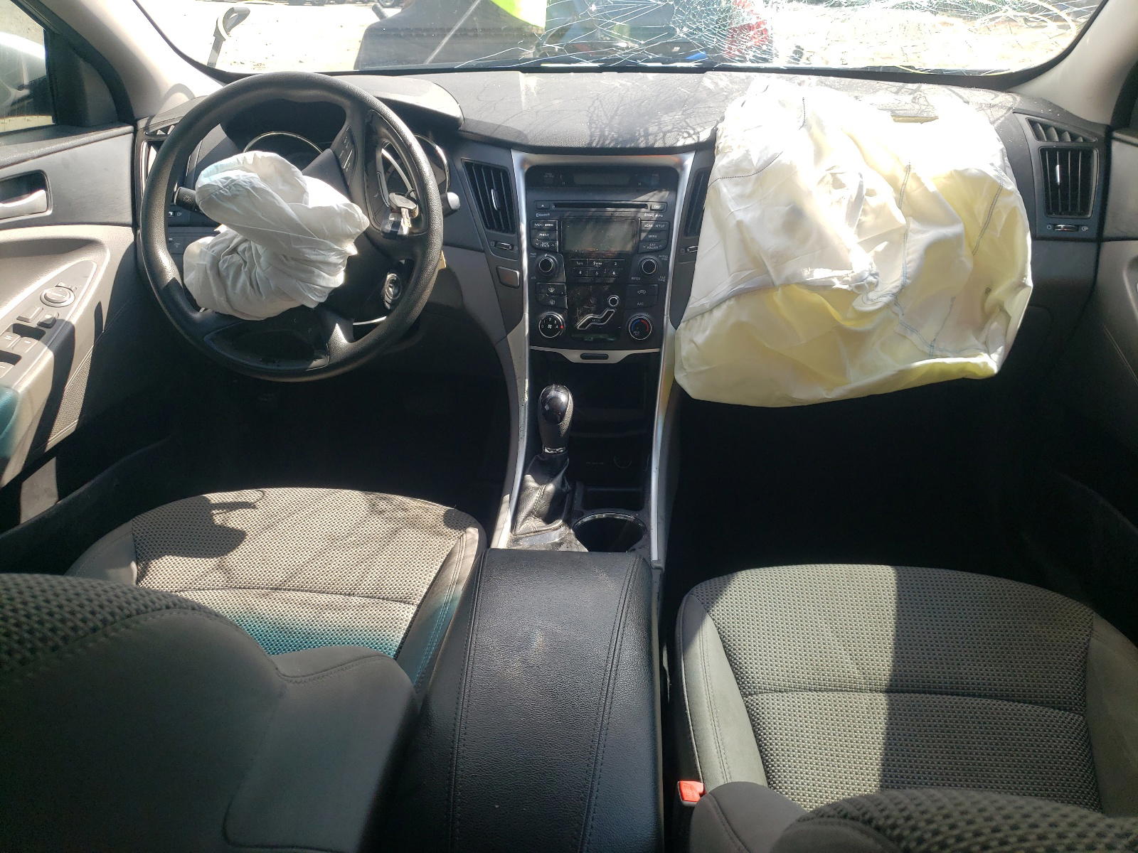 Photo 9 from auction – 2012 HYUNDAI SONATA GLS with VIN 5NPEB4AC3CH499822