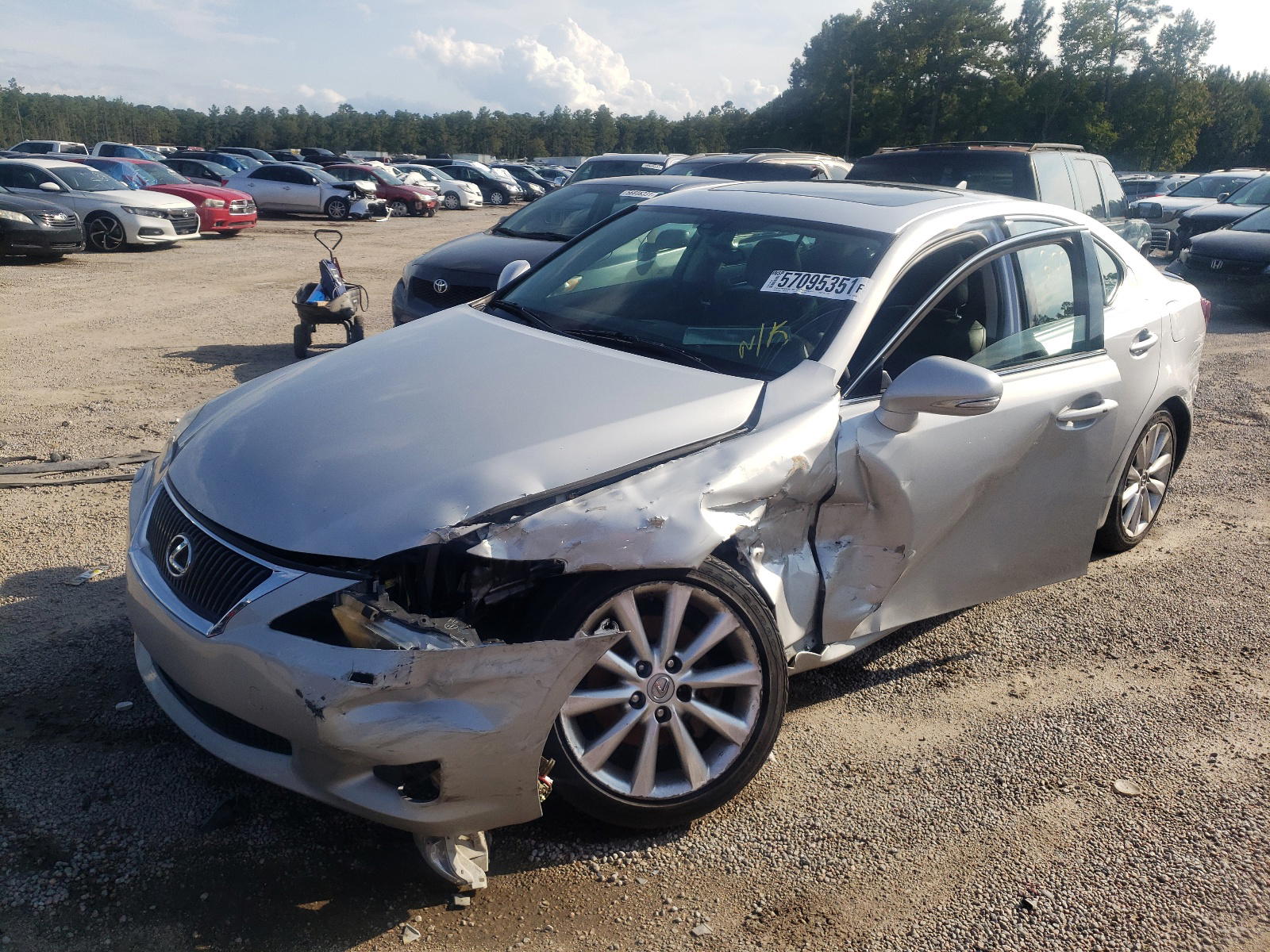 Photo 2 from auction – 2009 LEXUS IS 250 with VIN JTHCK262792030950