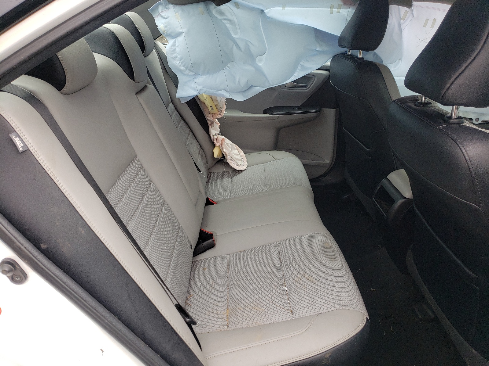 Photo 6 from auction – 2016 TOYOTA CAMRY LE with VIN 4T1BF1FK5GU568927