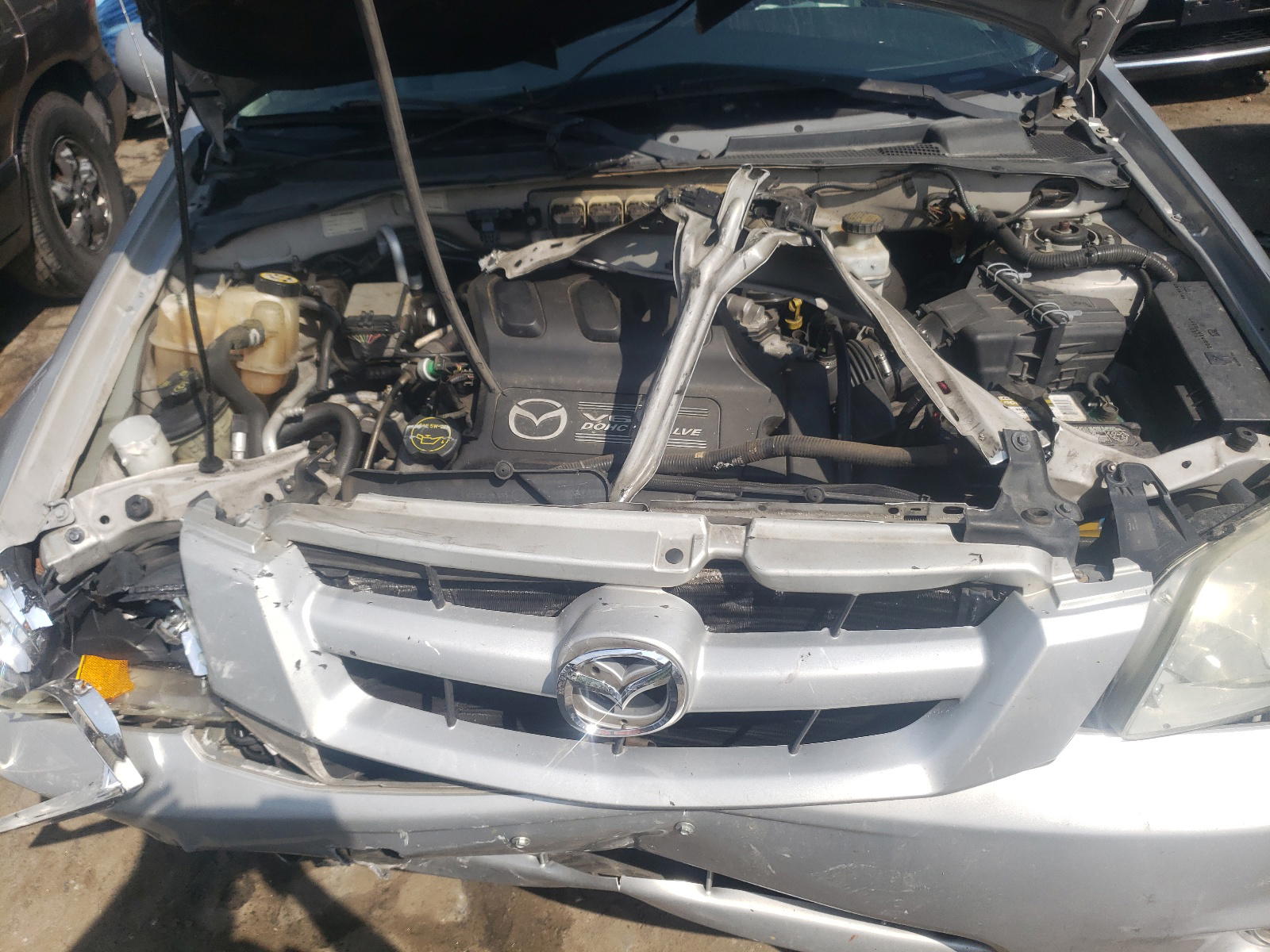 Photo 7 from auction – 2005 MAZDA TRIBUTE S with VIN 4F2CZ061X5KM00095