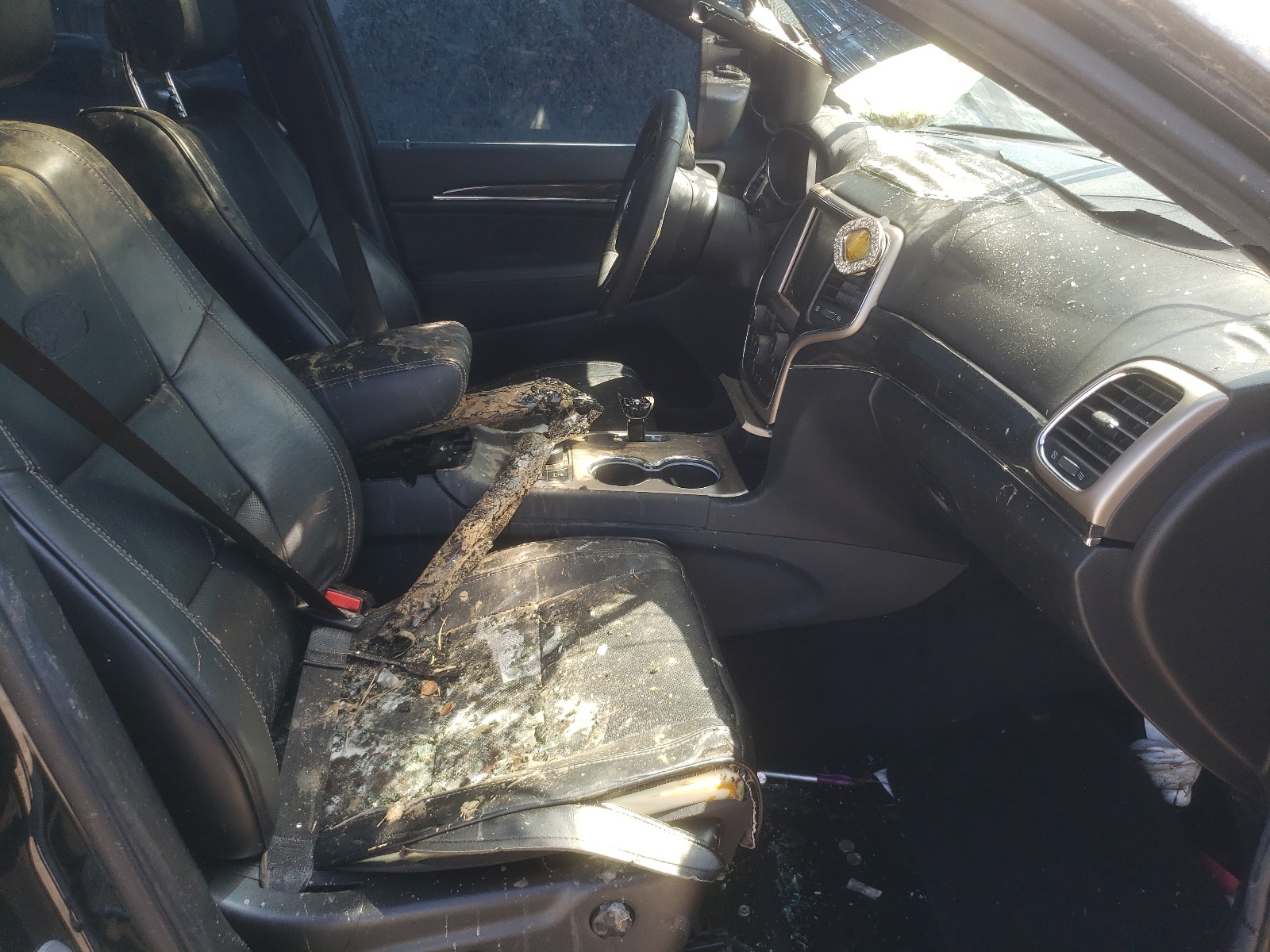 Photo 5 from auction – 2014 JEEP GRAND CHER with VIN 1C4RJFCG2EC422793