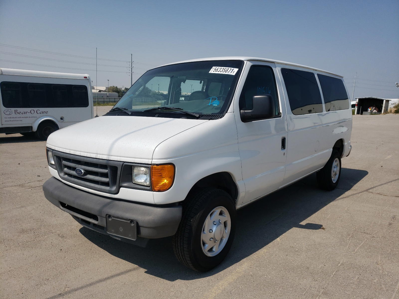 Photo 2 from auction – 2004 FORD ECONOLINE with VIN 1FBNE31L74HB06927