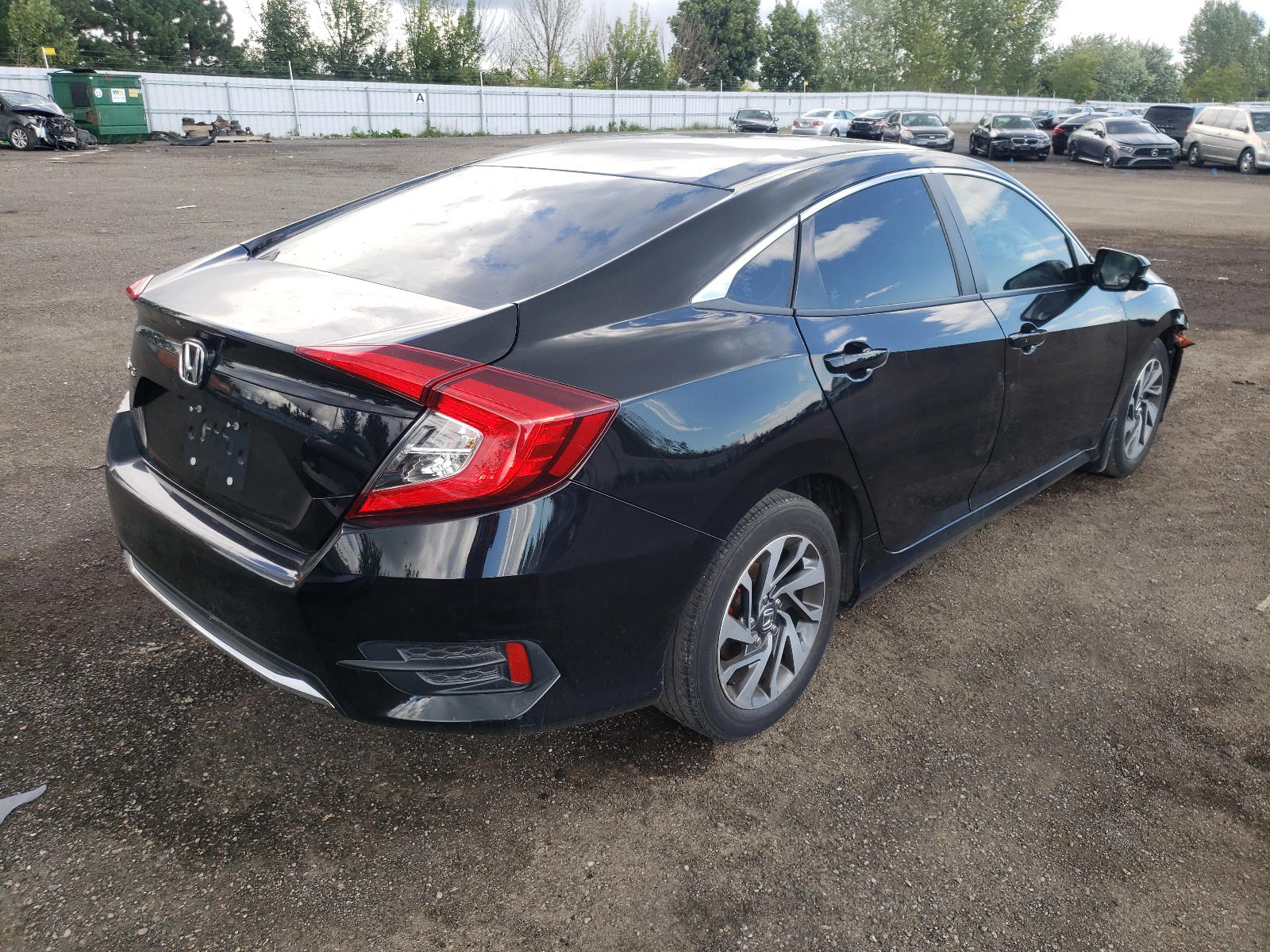 Photo 4 from auction – 2019 HONDA CIVIC EX with VIN 2HGFC2F71KH041190