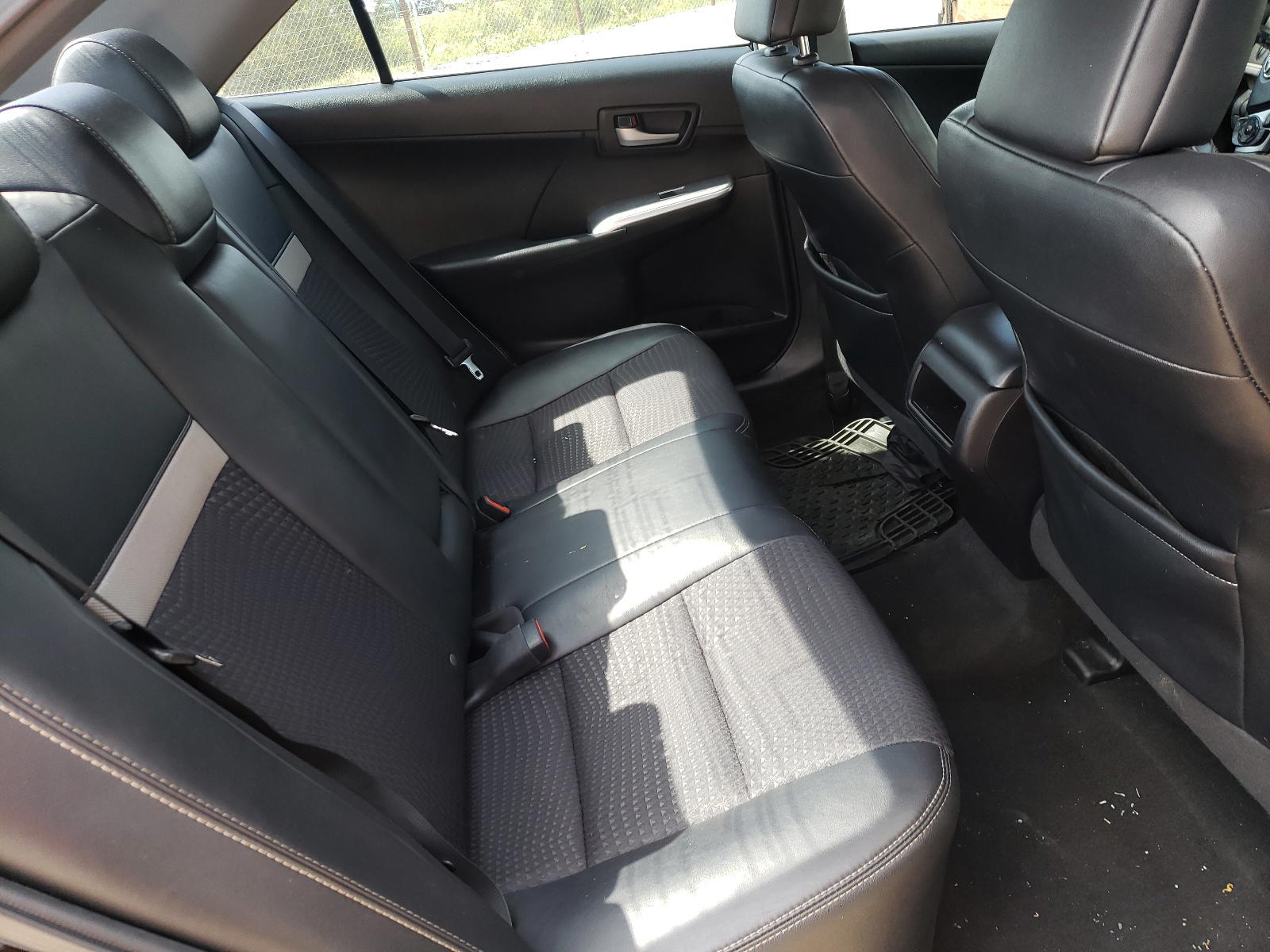 Photo 6 from auction – 2012 TOYOTA CAMRY BASE with VIN 4T1BF1FK8CU585120