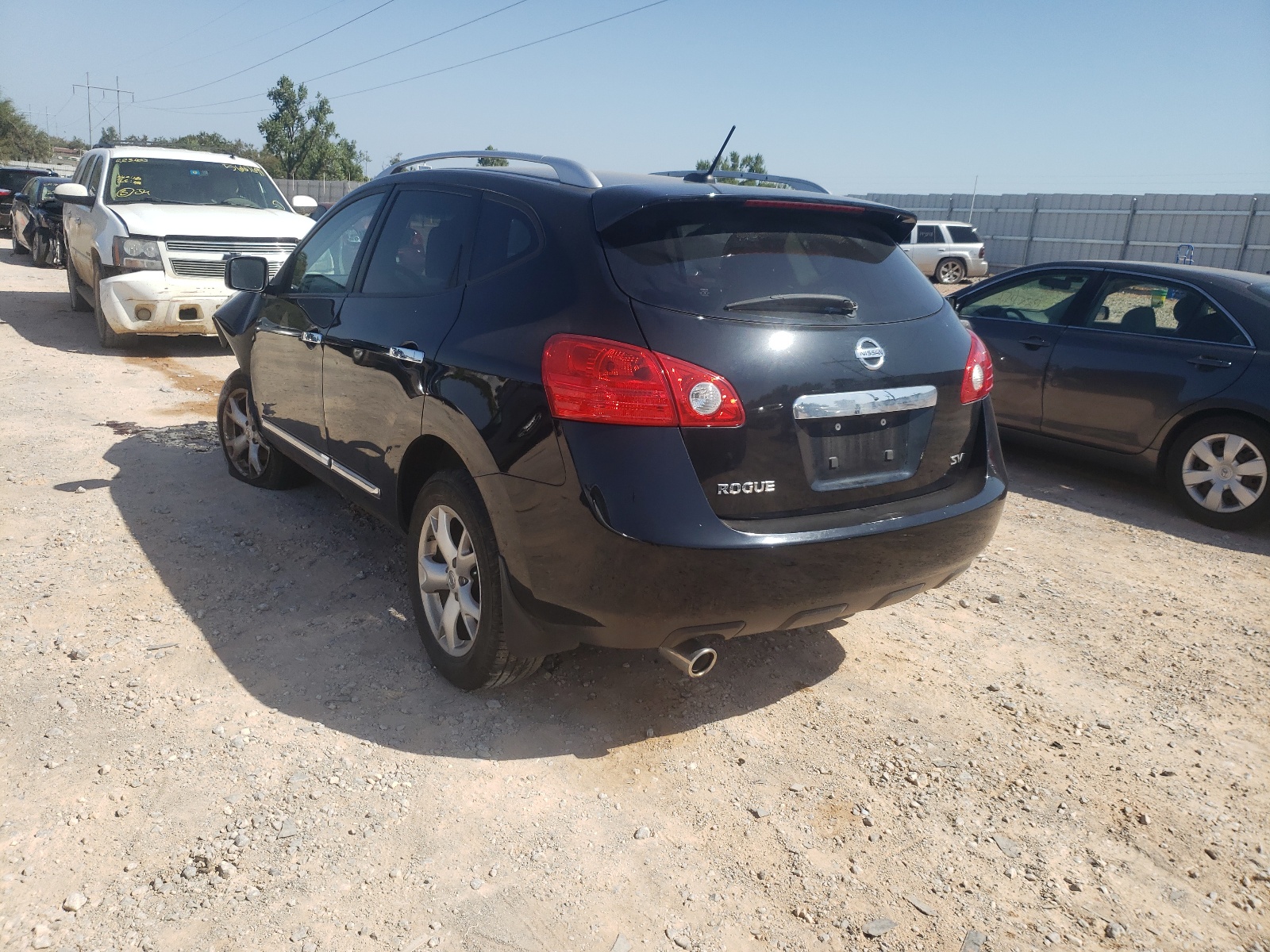 Photo 3 from auction – 2011 NISSAN ROGUE S with VIN JN8AS5MT4BW182788