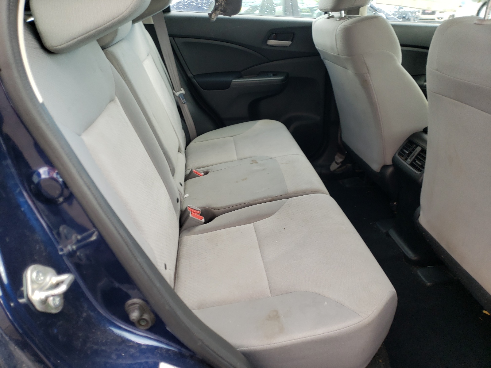 Photo 6 from auction – 2015 HONDA CR-V LX with VIN 2HKRM3H32FH554616