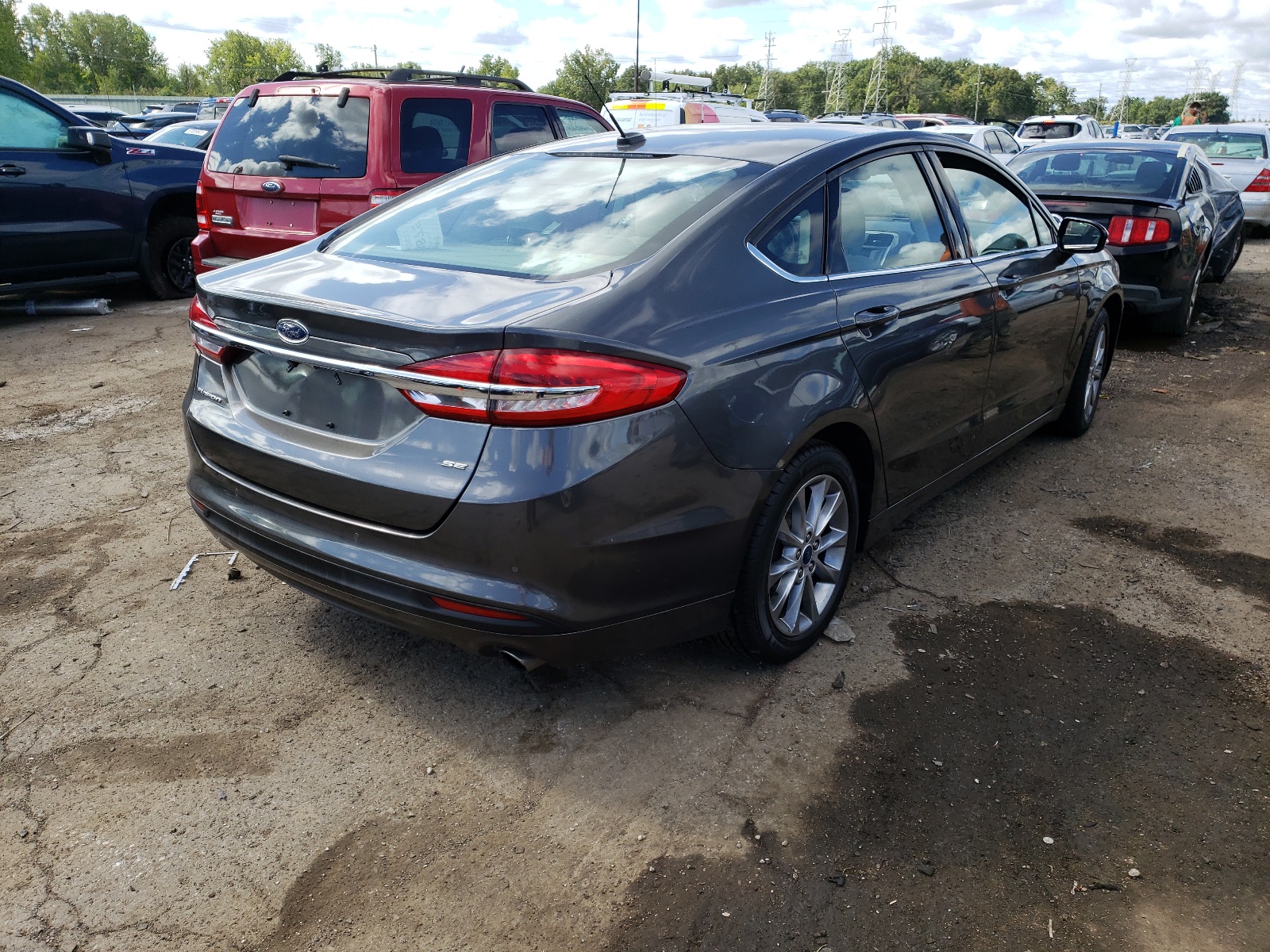 Photo 4 from auction – 2017 FORD FUSION SE with VIN 3FA6P0H71HR370320