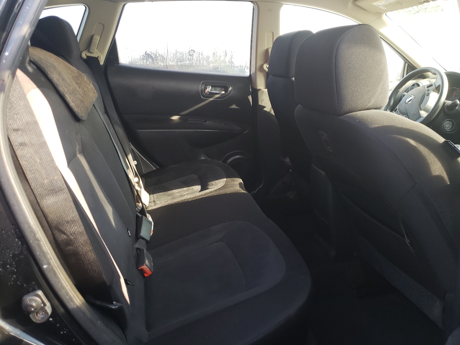 Photo 6 from auction – 2013 NISSAN ROGUE S with VIN JN8AS5MV2DW601919