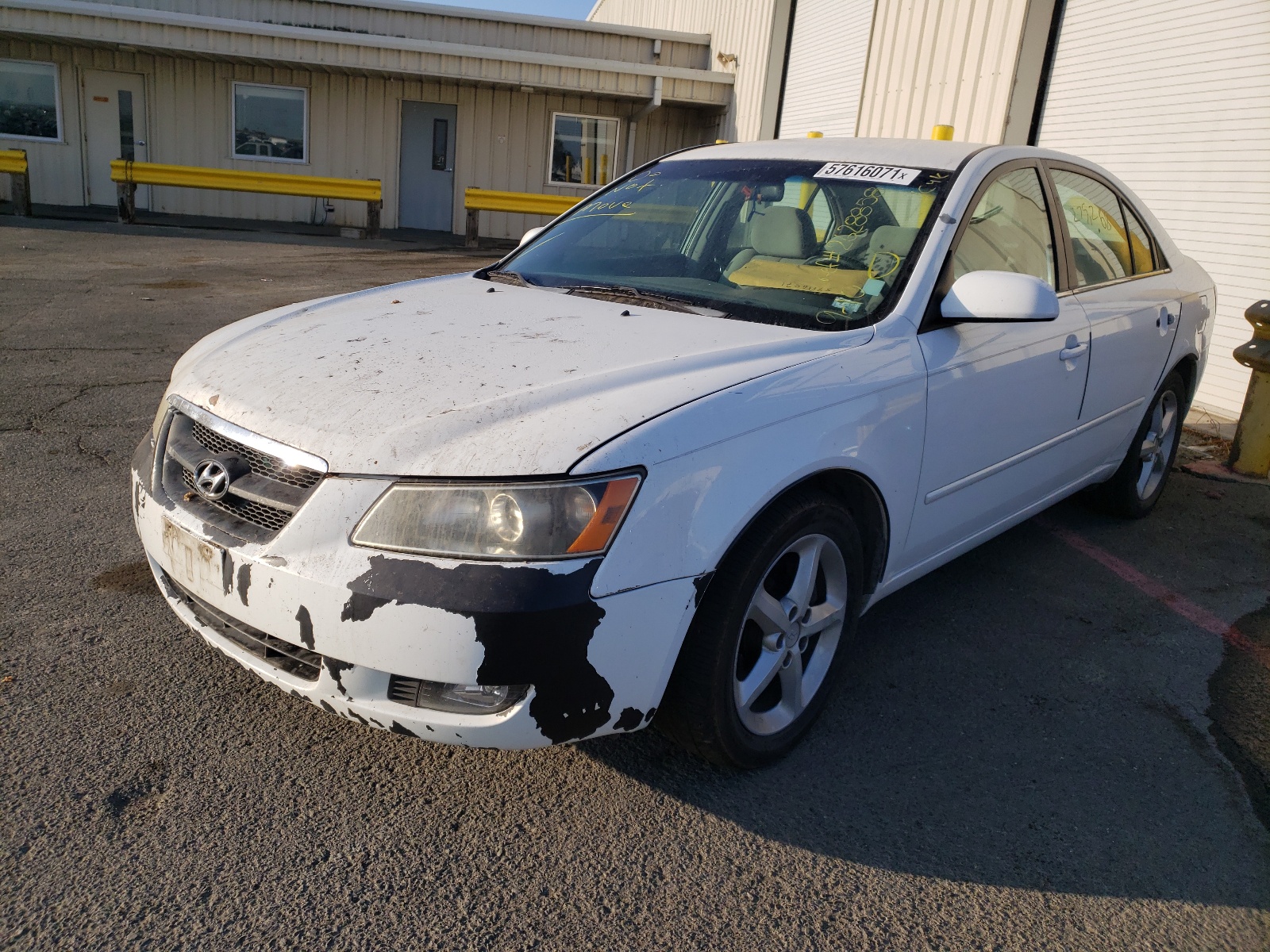 Photo 2 from auction – 2008 HYUNDAI SONATA GL with VIN 5NPEU46F08H357707