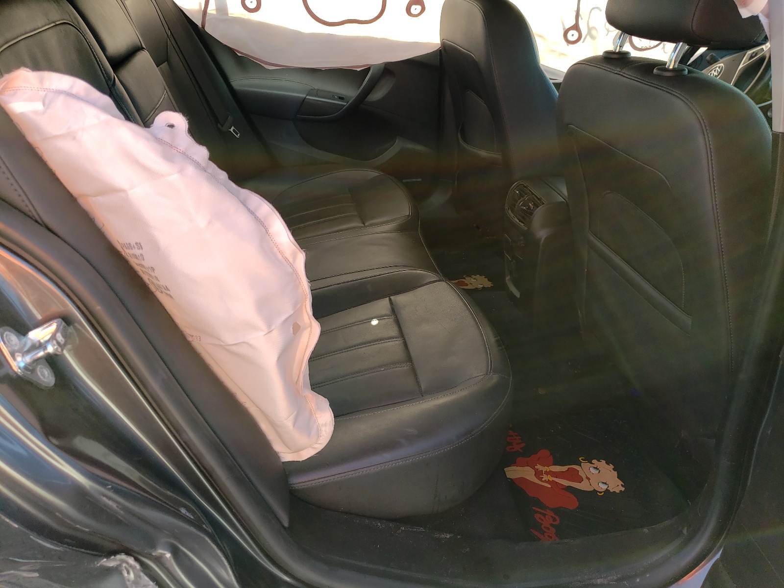 Photo 6 from auction – 2011 BUICK REGAL CXL with VIN W04GT5GC0B1039665