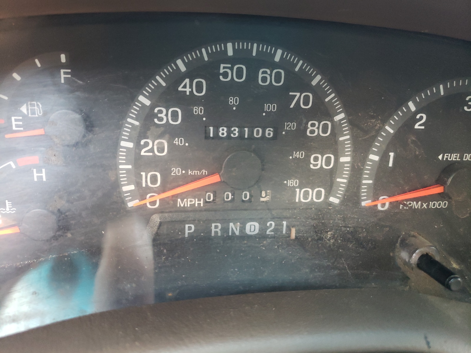 Photo 8 from auction – 1998 FORD F150 with VIN 1FTRX17L0WNA68786