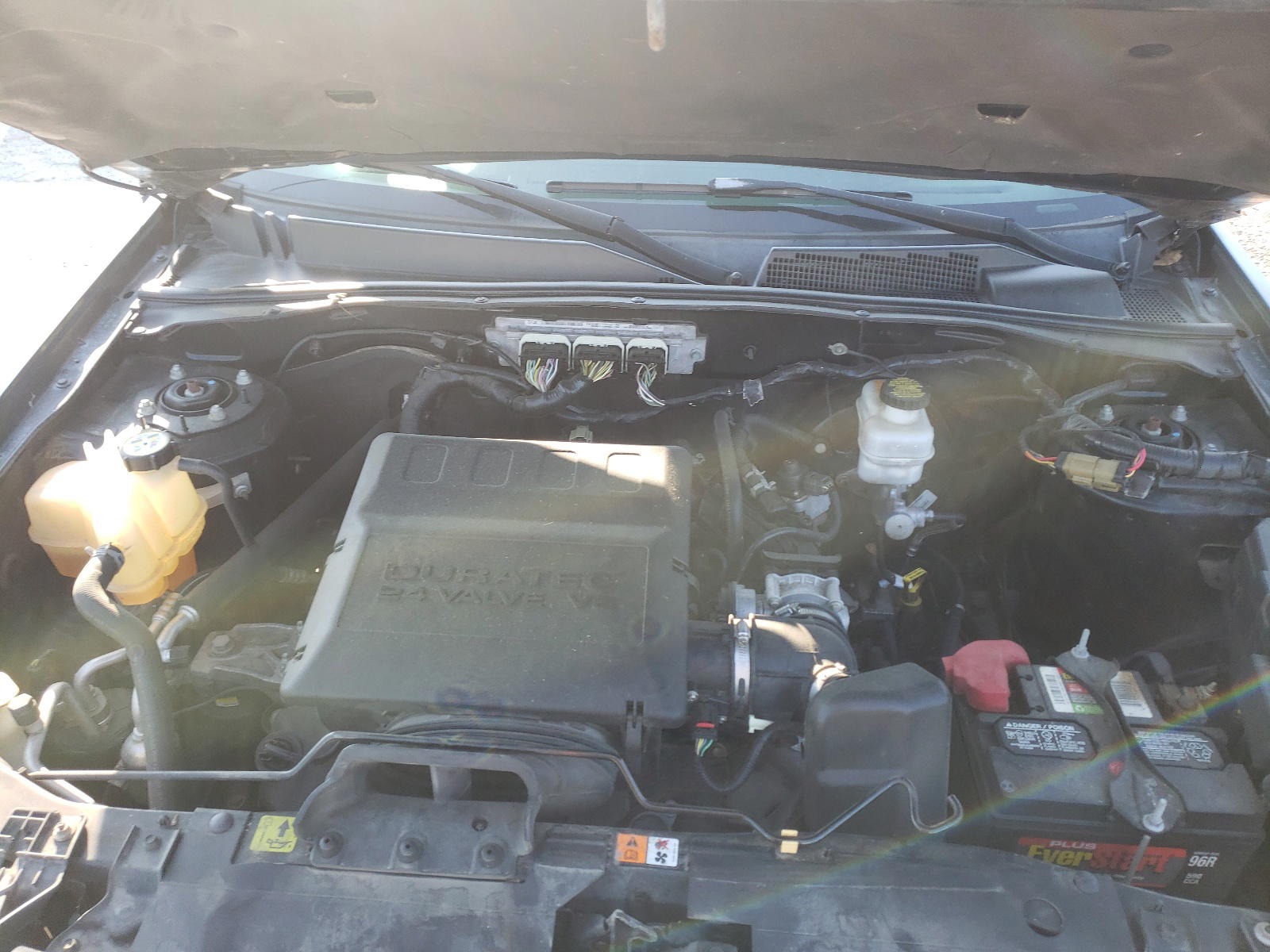 Photo 7 from auction – 2010 FORD ESCAPE LIM with VIN 1FMCU9EG2AKA00238