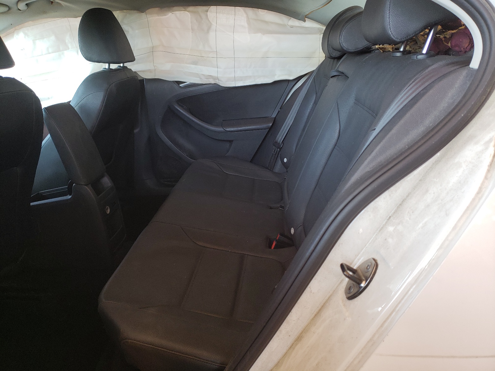 Photo 6 from auction – 2012 VOLKSWAGEN JETTA SE with VIN 3VWDP7AJ5CM332902