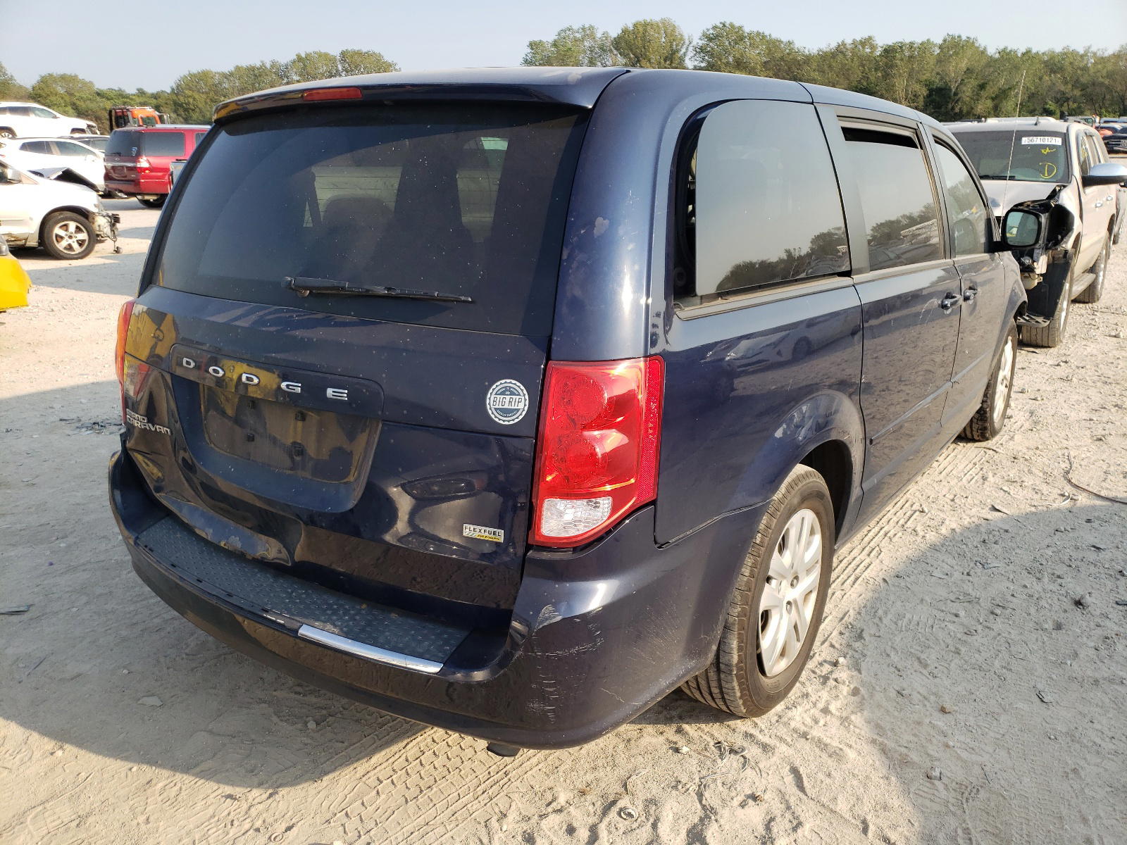 Photo 4 from auction – 2015 DODGE GRAND CARA with VIN 2C4RDGBG5FR658765