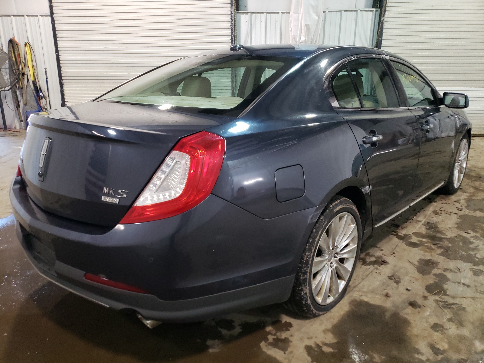 Photo 4 from auction – 2013 LINCOLN MKS with VIN 1LNHL9EKXDG607654