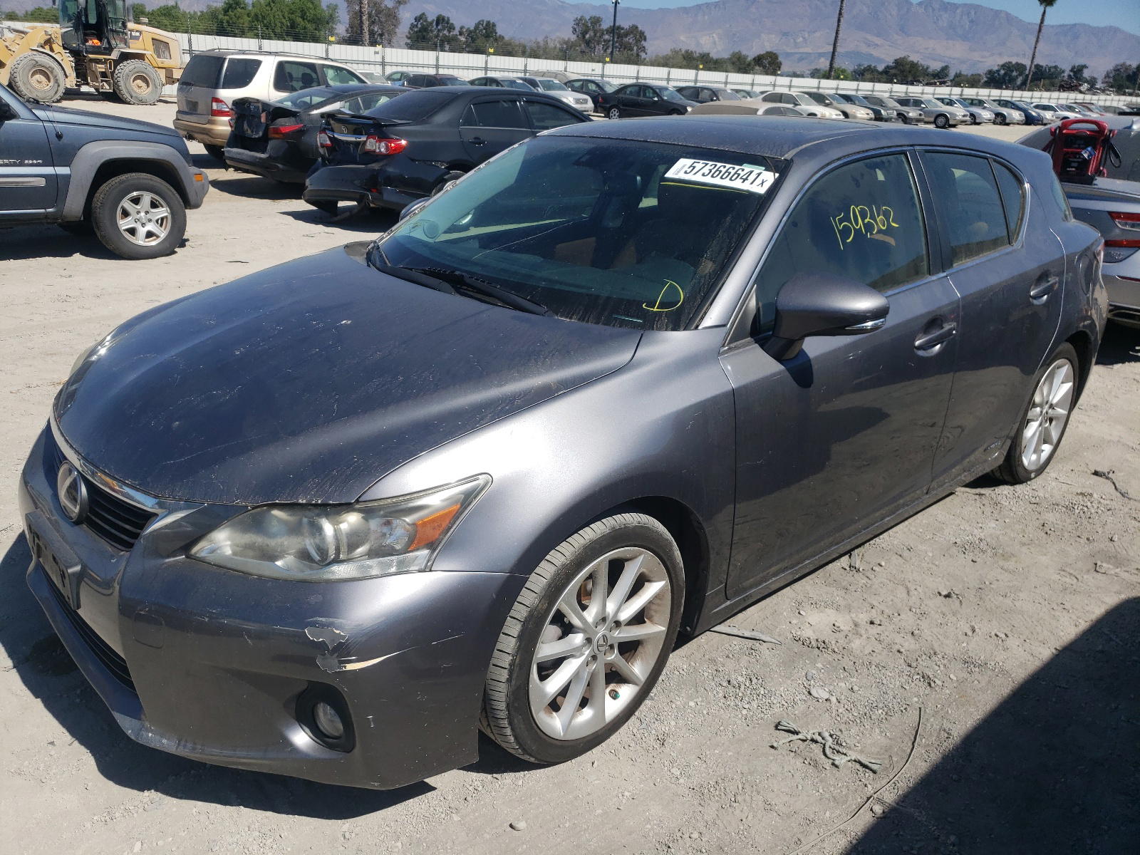 Photo 2 from auction – 2012 LEXUS CT 200 with VIN JTHKD5BH1C2101598