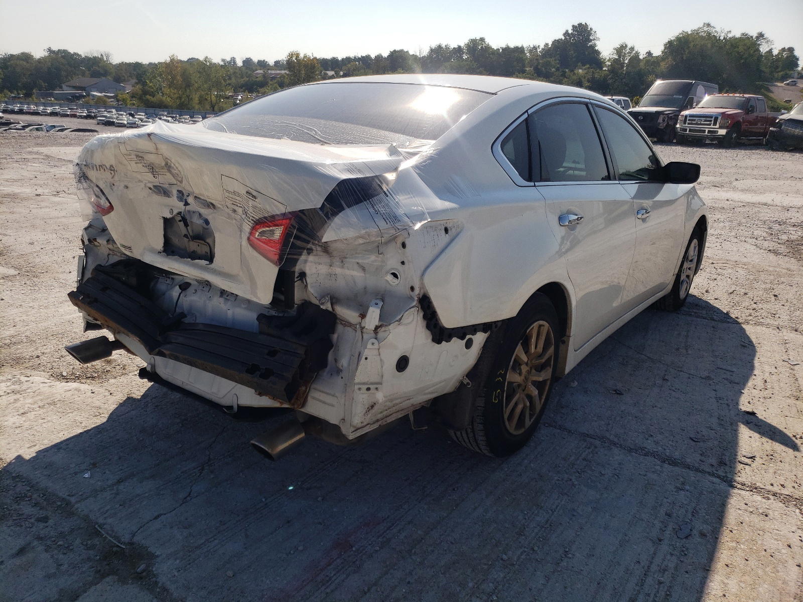 Photo 4 from auction – 2016 NISSAN ALTIMA 2.5 with VIN 1N4AL3AP1GN370627