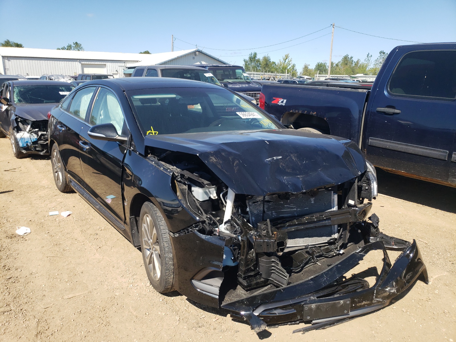 HYUNDAI SONATA SPO 2017 with VIN 5NPE34AF7HH467910 - Photo from auction