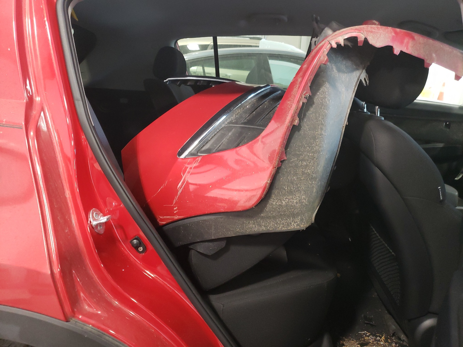 Photo 6 from auction – 2011 KIA SPORTAGE L with VIN KNDPB3A28B7050522