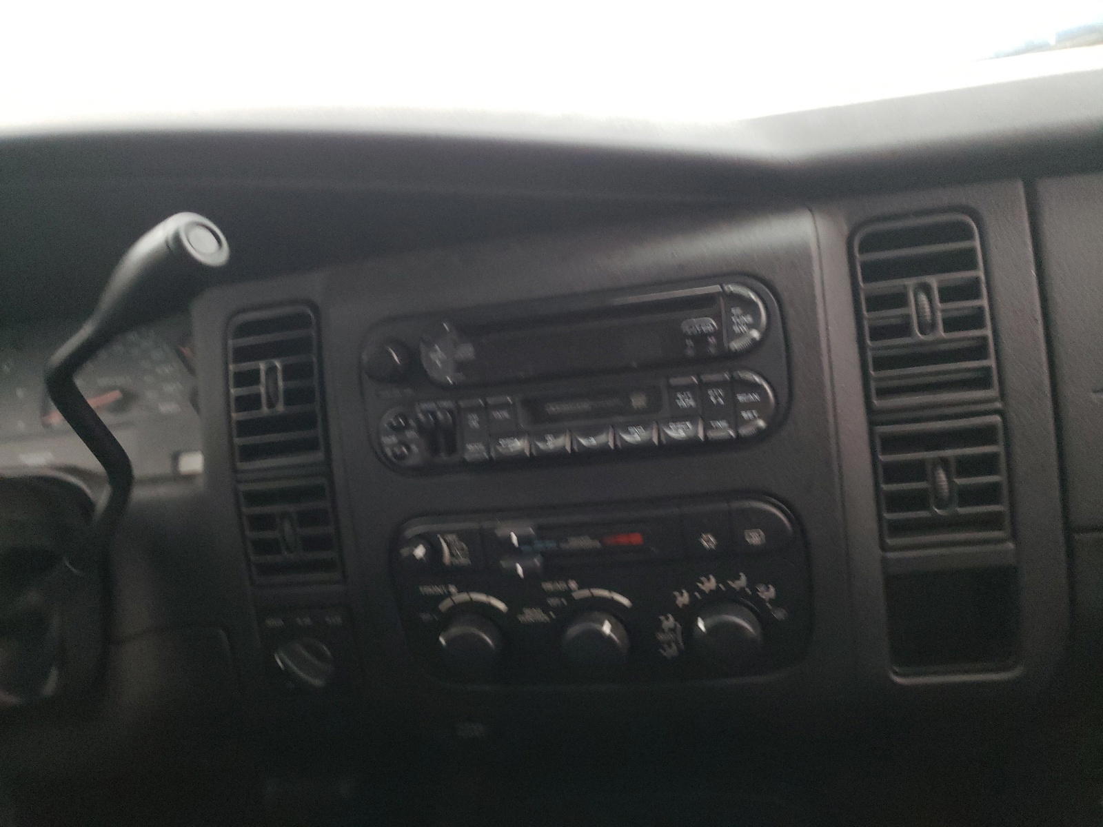 Photo 9 from auction – 2003 DODGE DURANGO R/ with VIN 1D8HS78Z43F502778