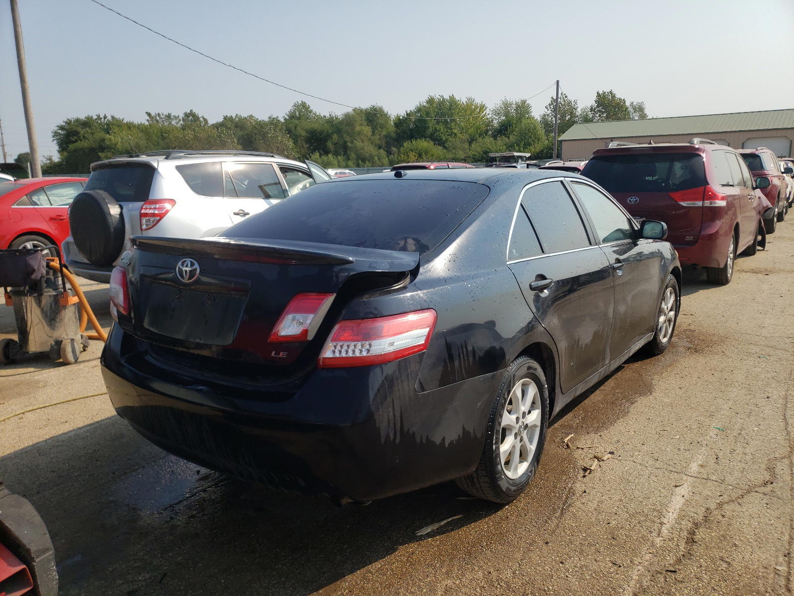 Photo 4 from auction – 2010 TOYOTA CAMRY BASE with VIN 4T4BF3EKXAR077277