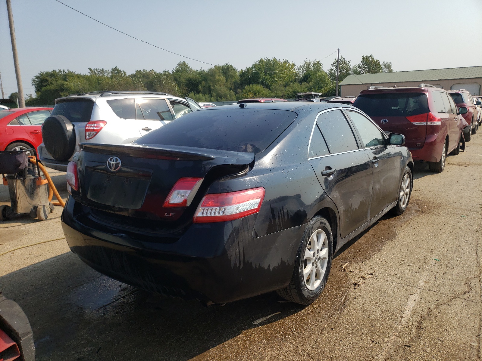 Zdjęcie 4 z aukcji – 2010 TOYOTA CAMRY BASE z VIN 4T4BF3EKXAR077277
