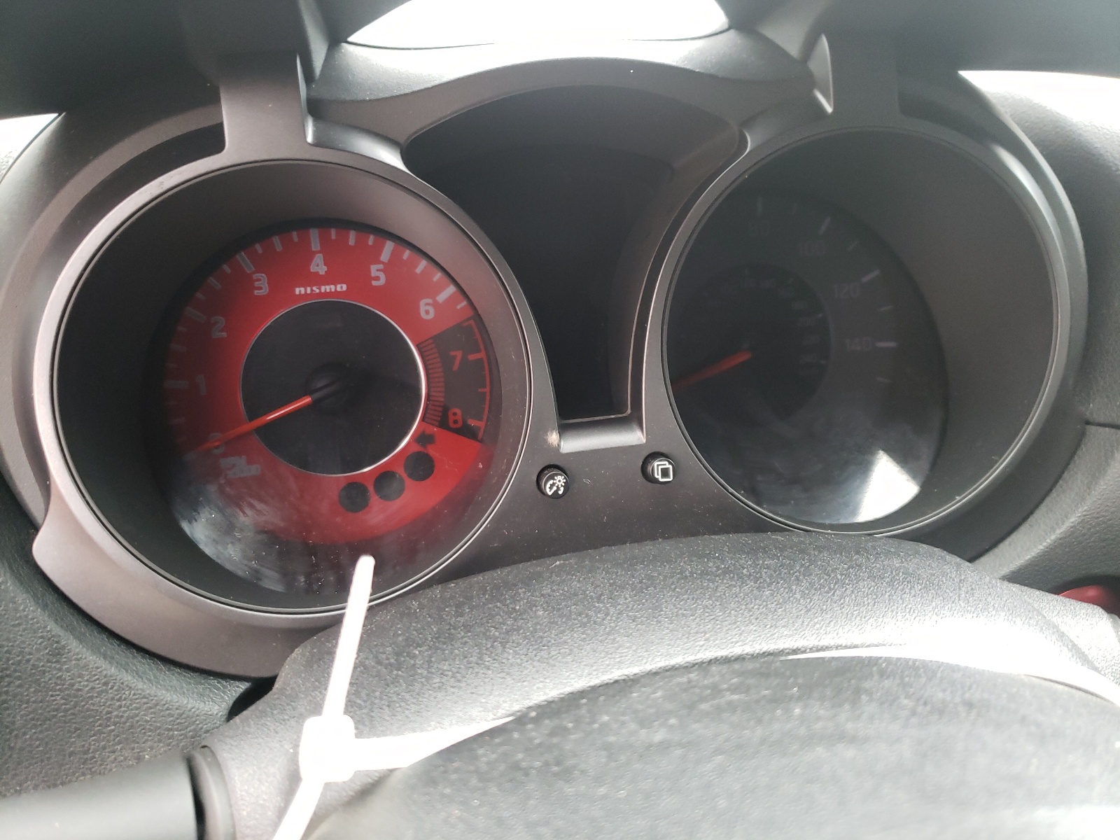 Photo 8 from auction – 2013 NISSAN JUKE S with VIN JN8AF5MR7DT226411