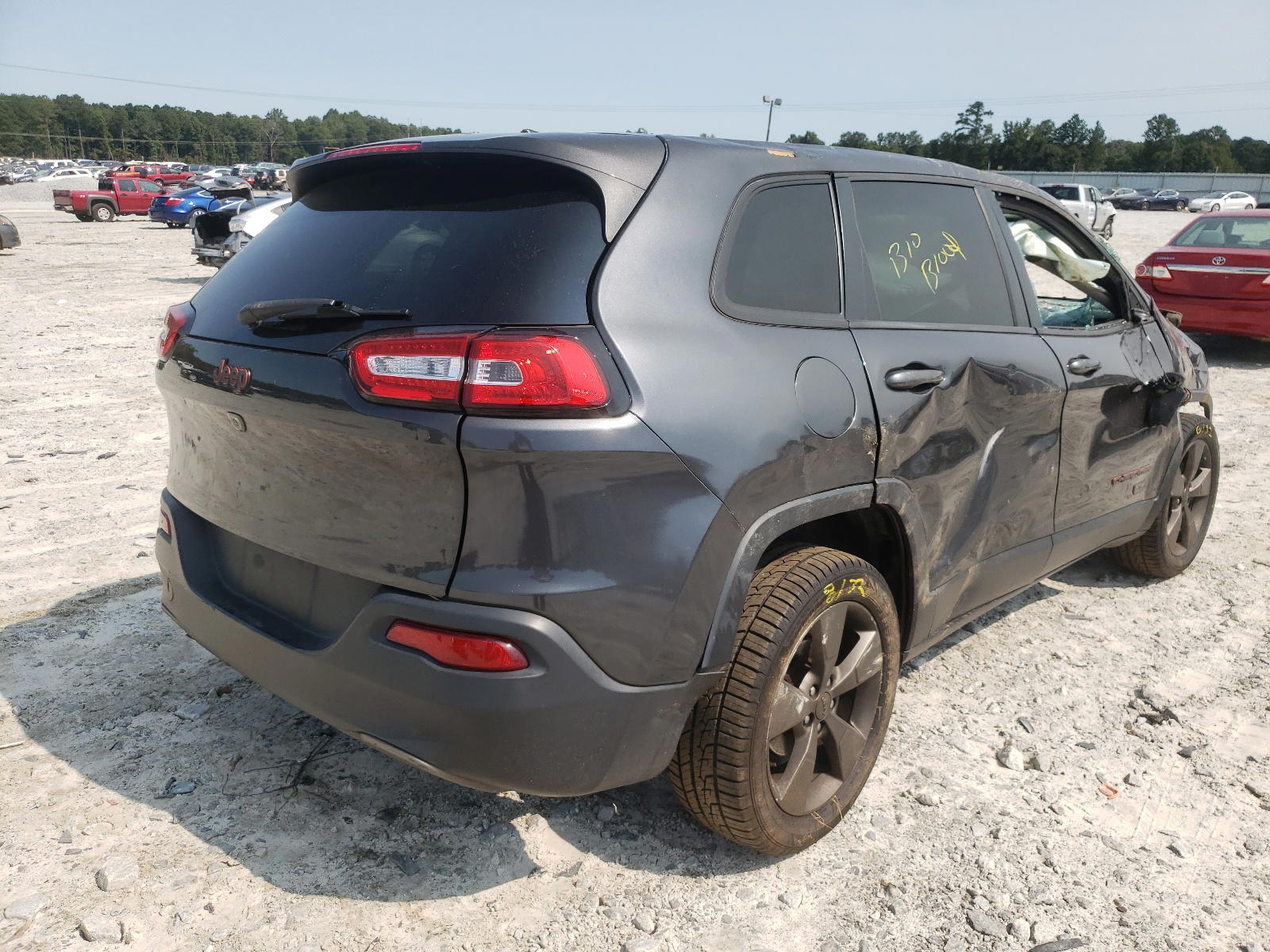 Photo 4 from auction – 2016 JEEP CHEROKEE L with VIN 1C4PJLCB3GW291367