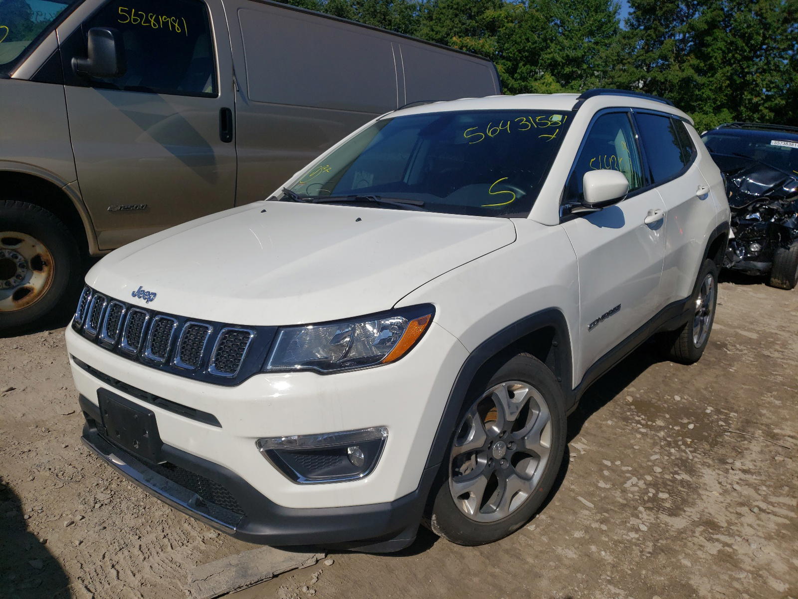 Photo 2 from auction – 2019 JEEP COMPASS LI with VIN 3C4NJDCB7KT639375