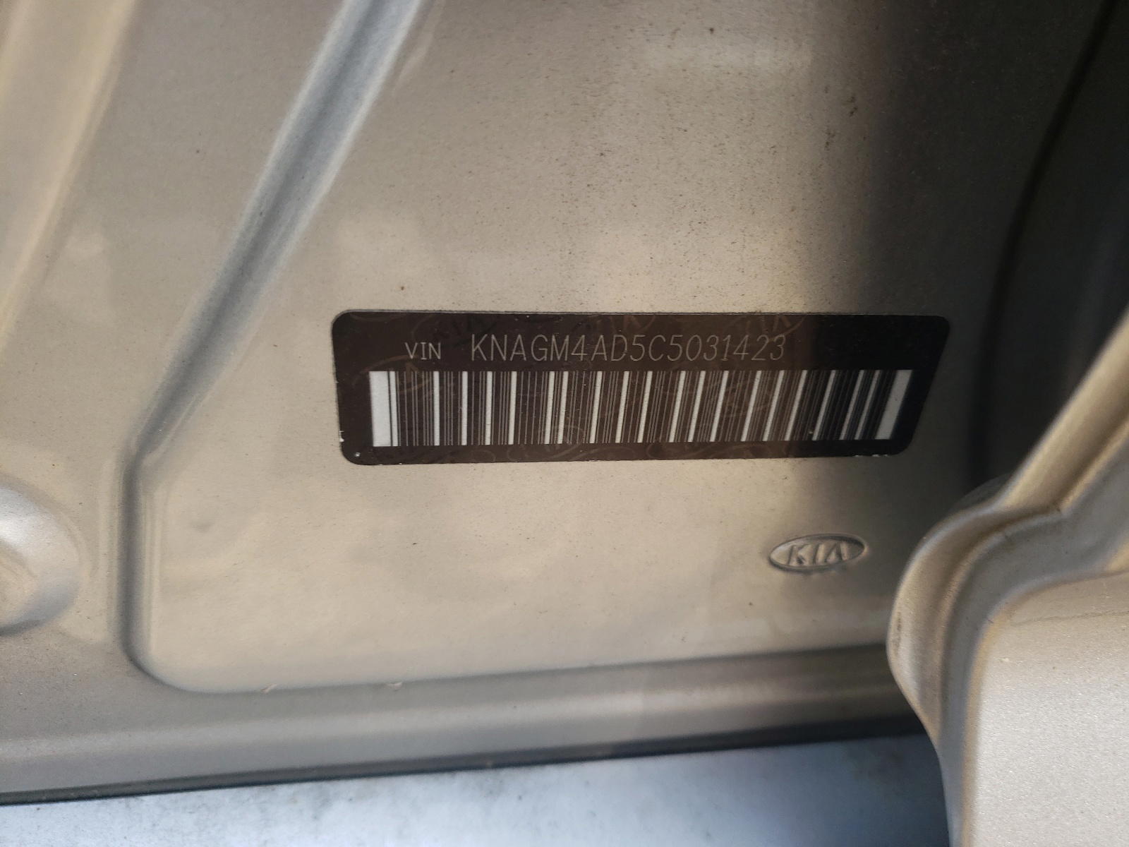 Photo 10 from auction – 2012 KIA OPTIMA HYB with VIN KNAGM4AD5C5031423