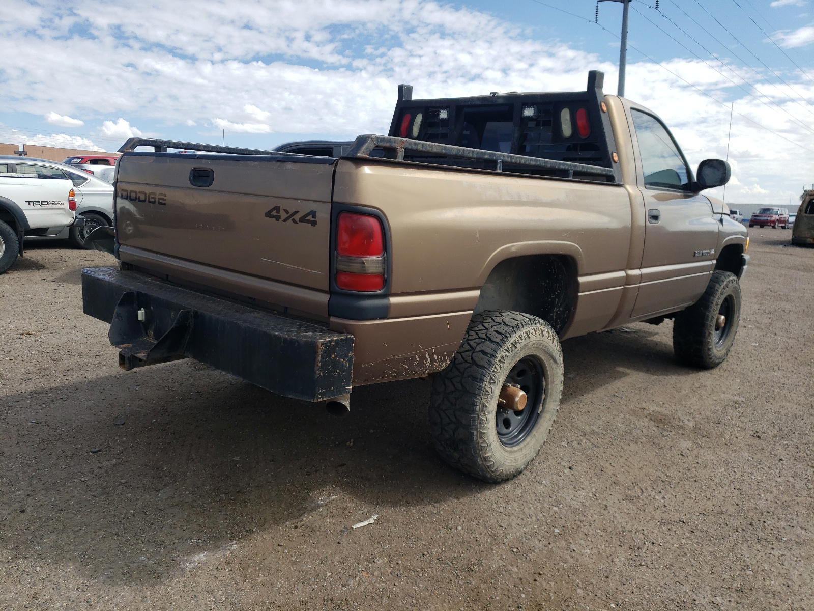 Photo 4 from auction – 2001 DODGE RAM 1500 with VIN 1B7HF16Z51S638151