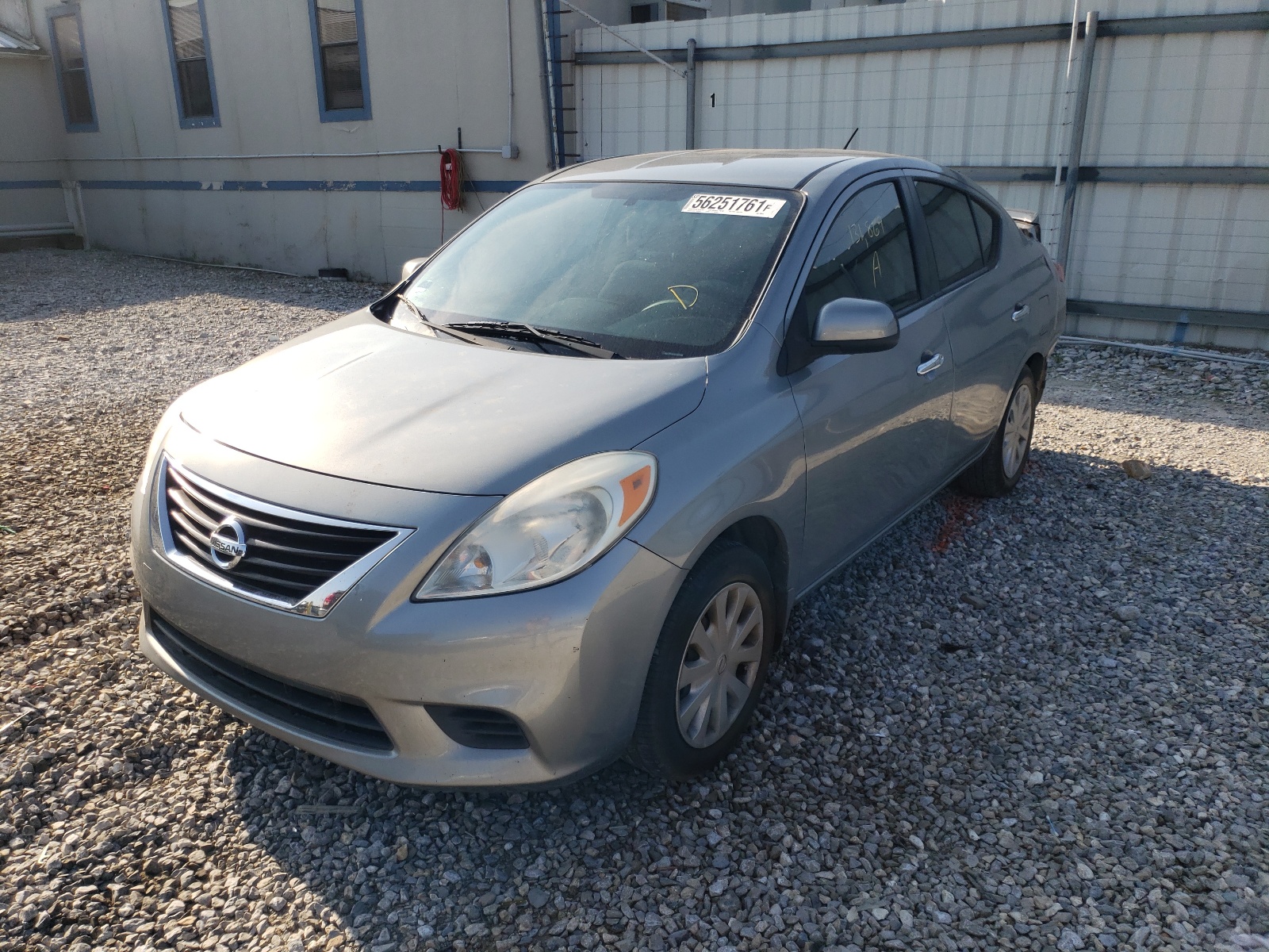 Zdjęcie 2 z aukcji – 2012 NISSAN VERSA S z VIN 3N1CN7AP5CL869996