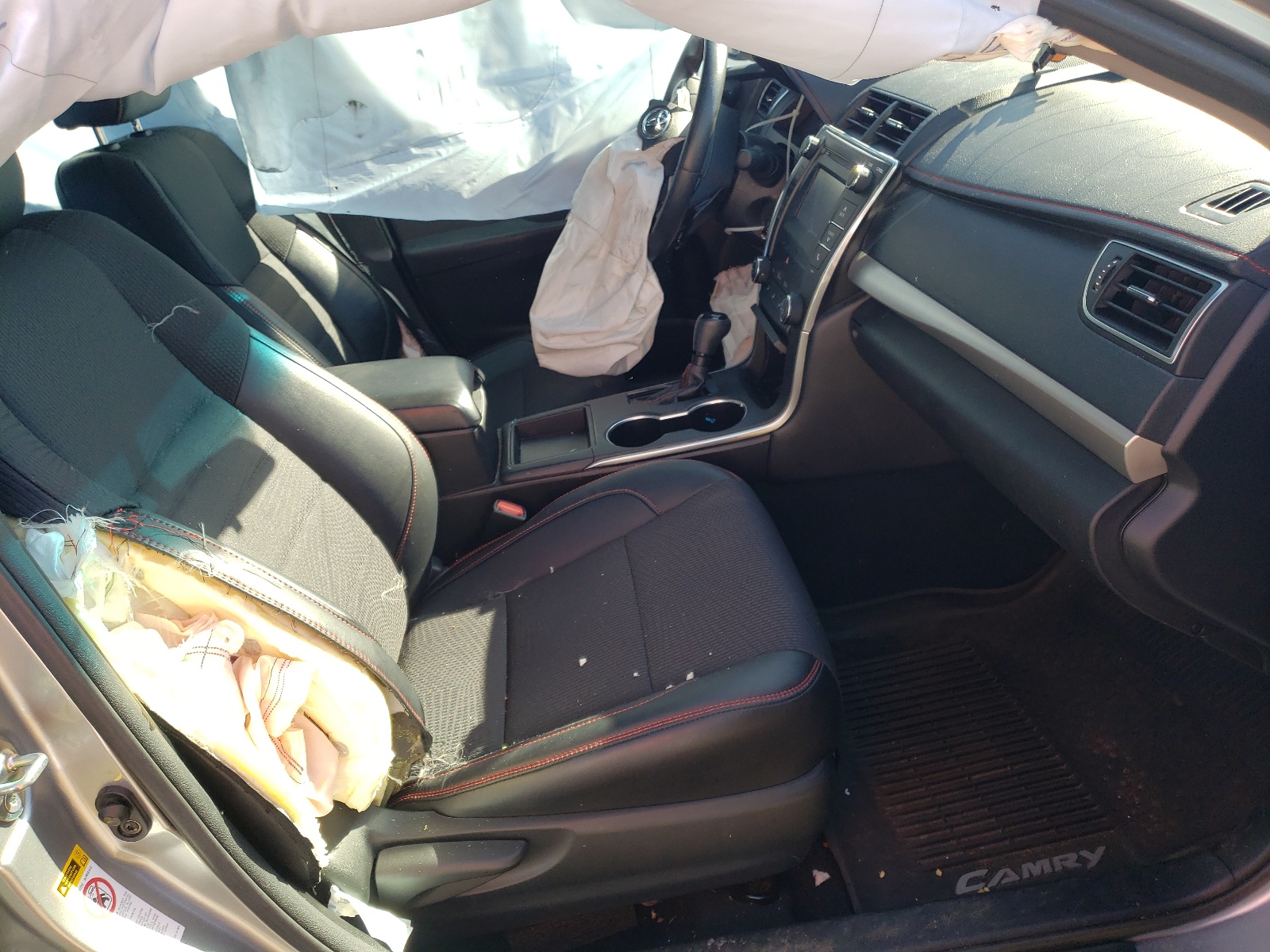 Photo 5 from auction – 2017 TOYOTA CAMRY LE with VIN 4T1BF1FK8HU322407