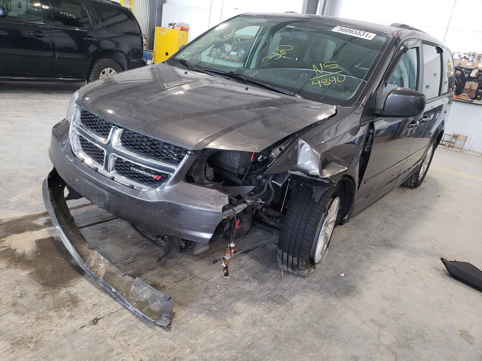 Photo 2 from auction – 2016 DODGE GRAND CARA with VIN 2C4RDGCG0GR354890