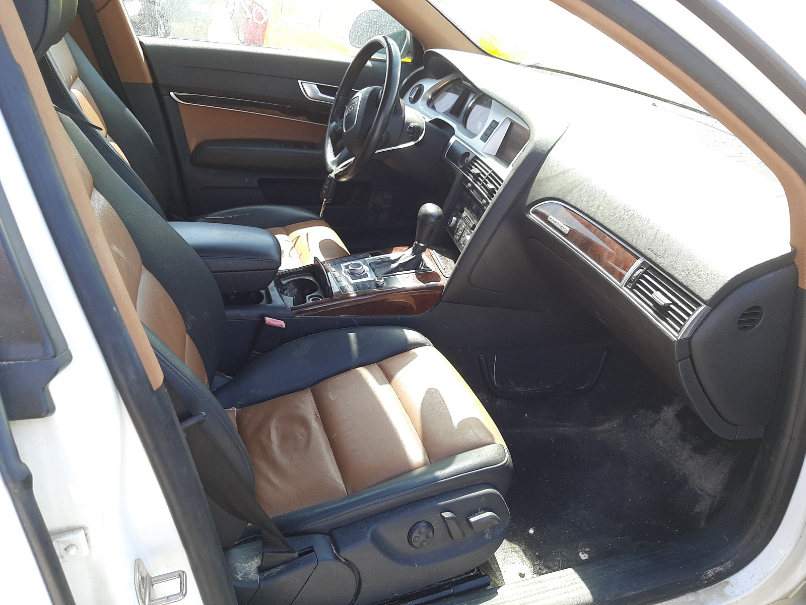 Zdjęcie 5 z aukcji – 2009 AUDI A6 PREMIUM z VIN WAUDG74F79N011210