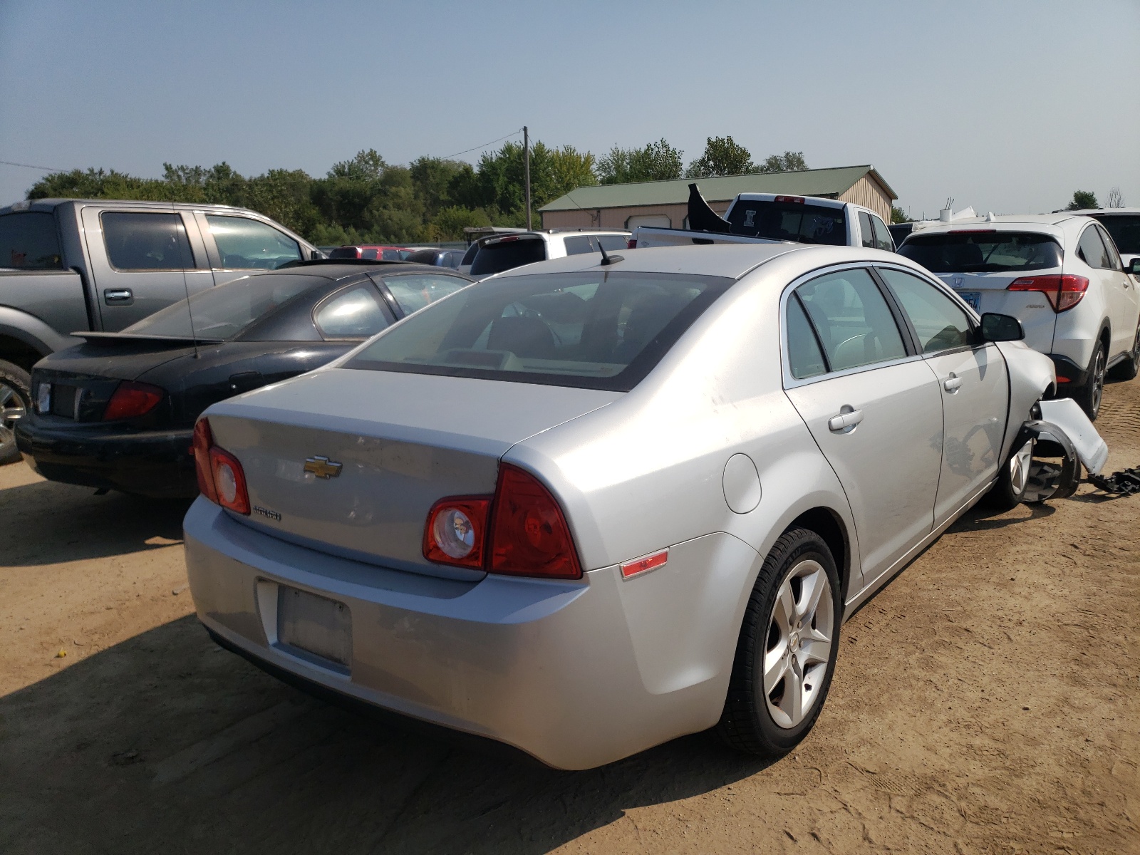 Photo 4 from auction – 2011 CHEVROLET MALIBU LS with VIN 1G1ZB5E17BF342988